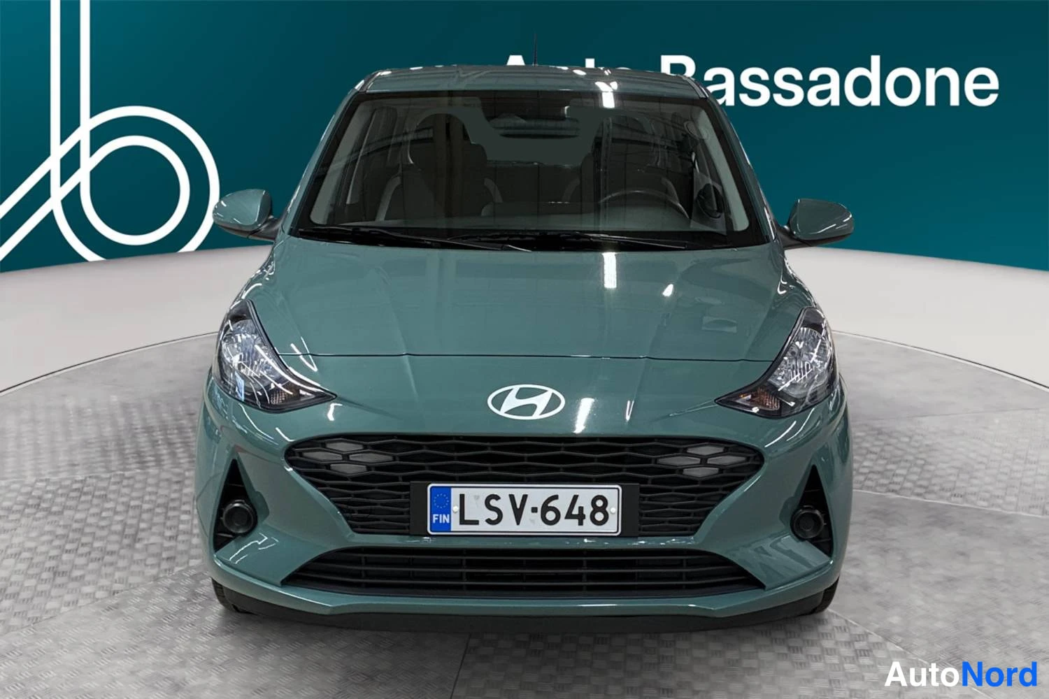 Harmaa Hyundai I10 2024, edestä, kuva 4