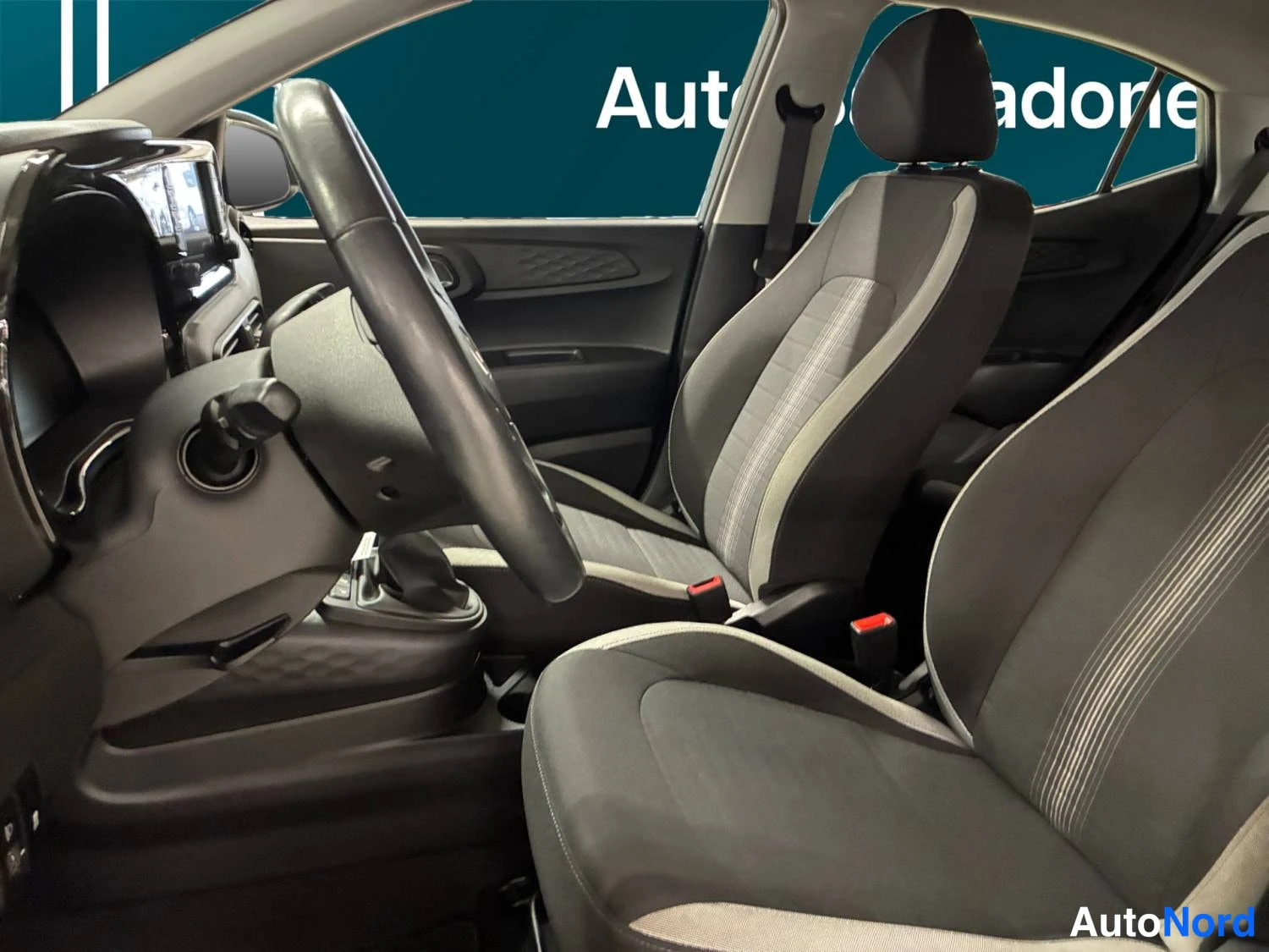 Harmaa Hyundai I10 2024, kuva 11