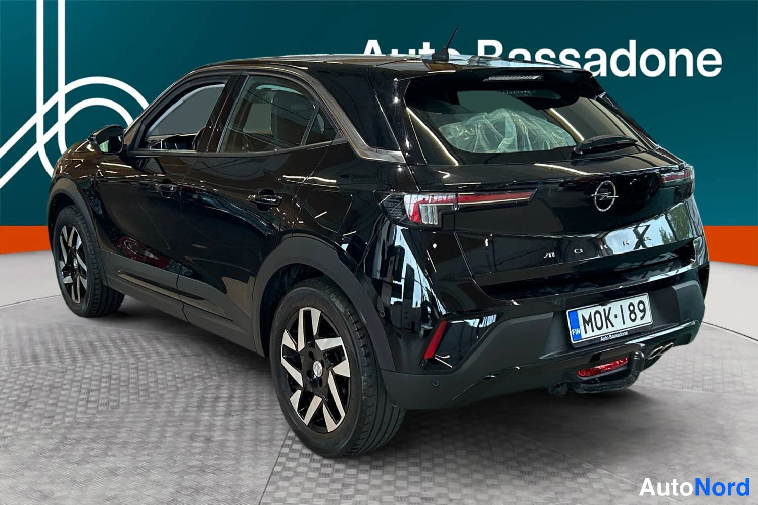Musta Opel Mokka 2022, takaviisto, kuva 7
