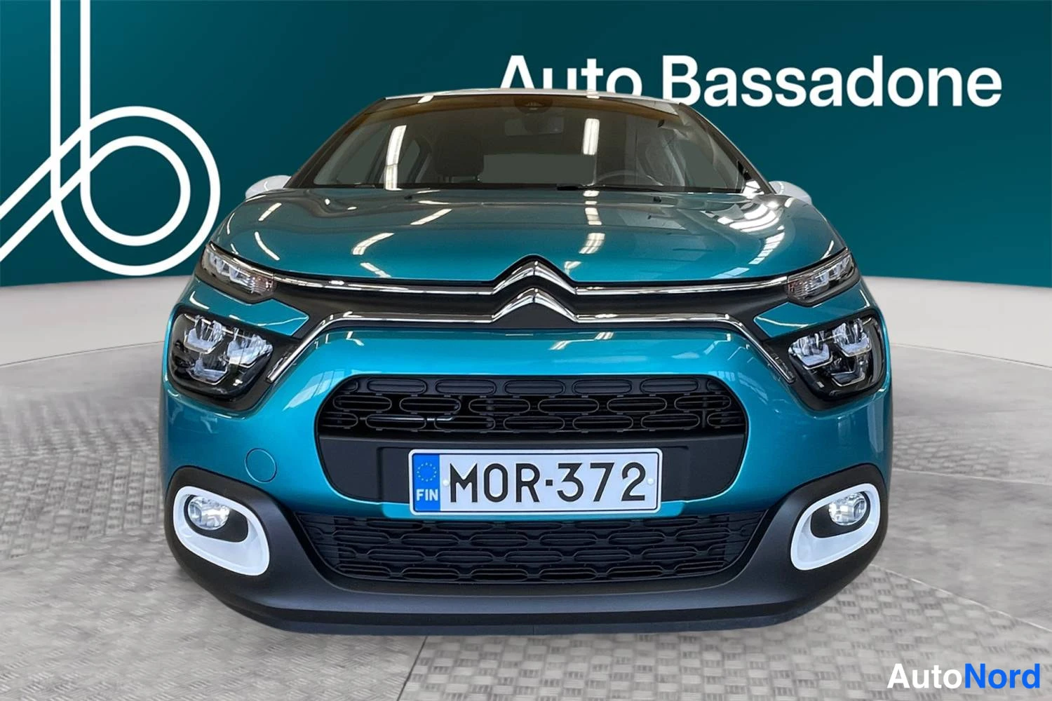 Turkoosi Citroen C3 2022, edestä, kuva 3