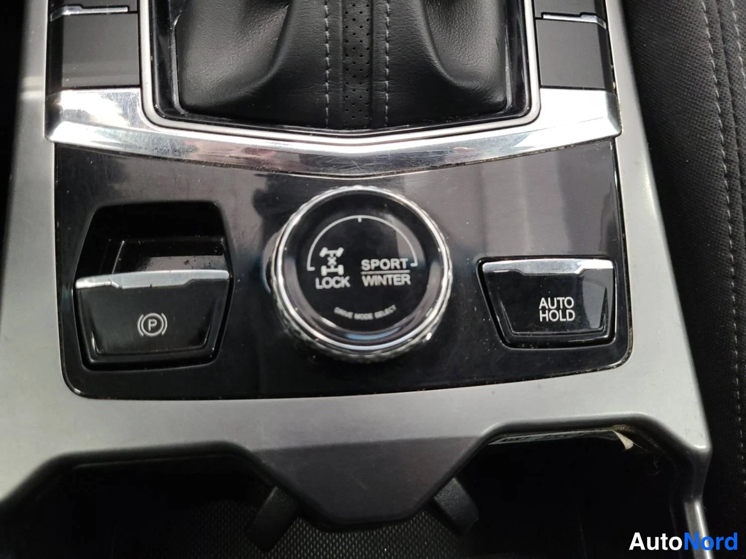 Harmaa SsangYong Korando 2020, kuva 22