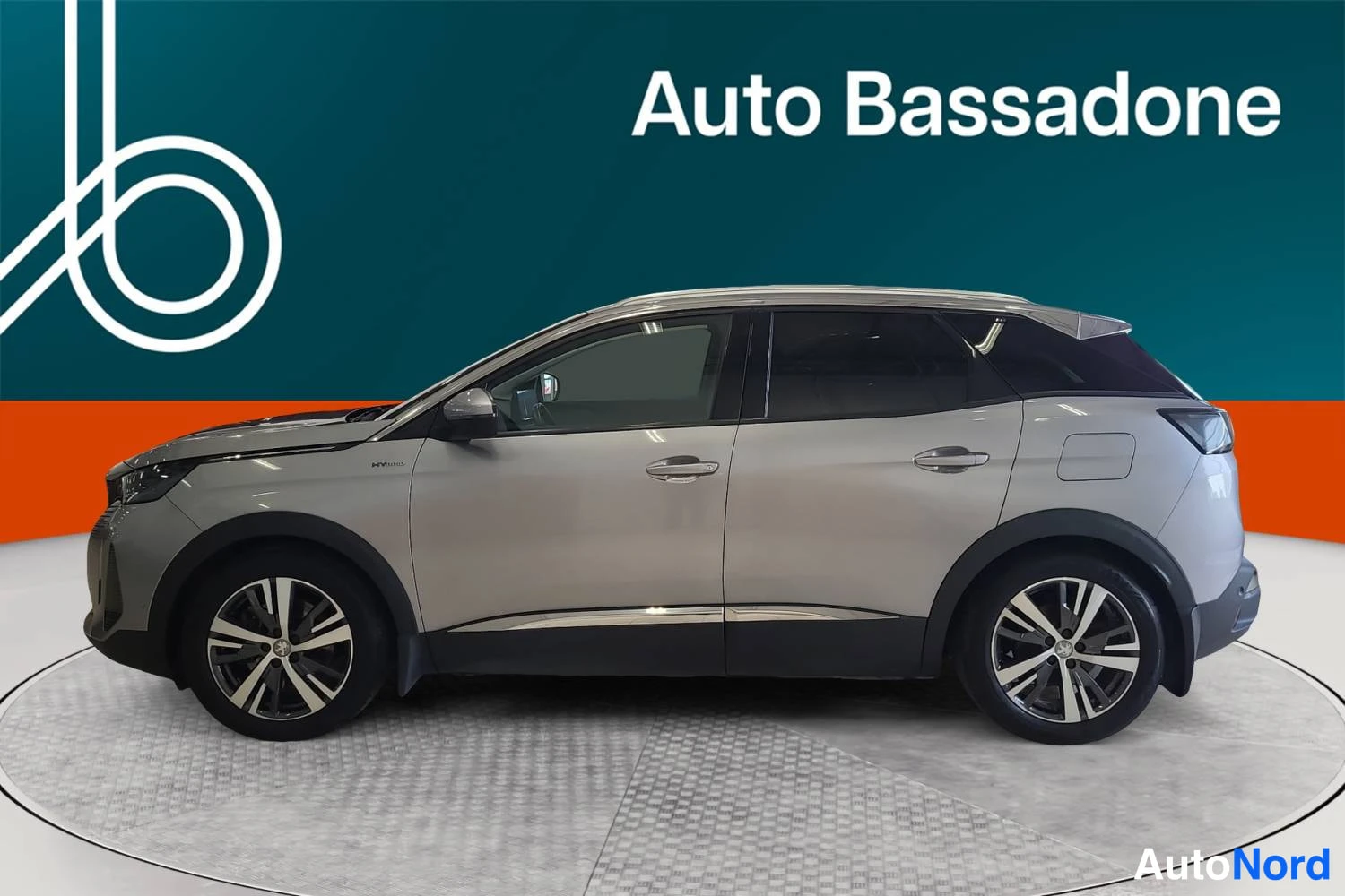 Harmaa Peugeot 3008 2021, sivulta, kuva 5