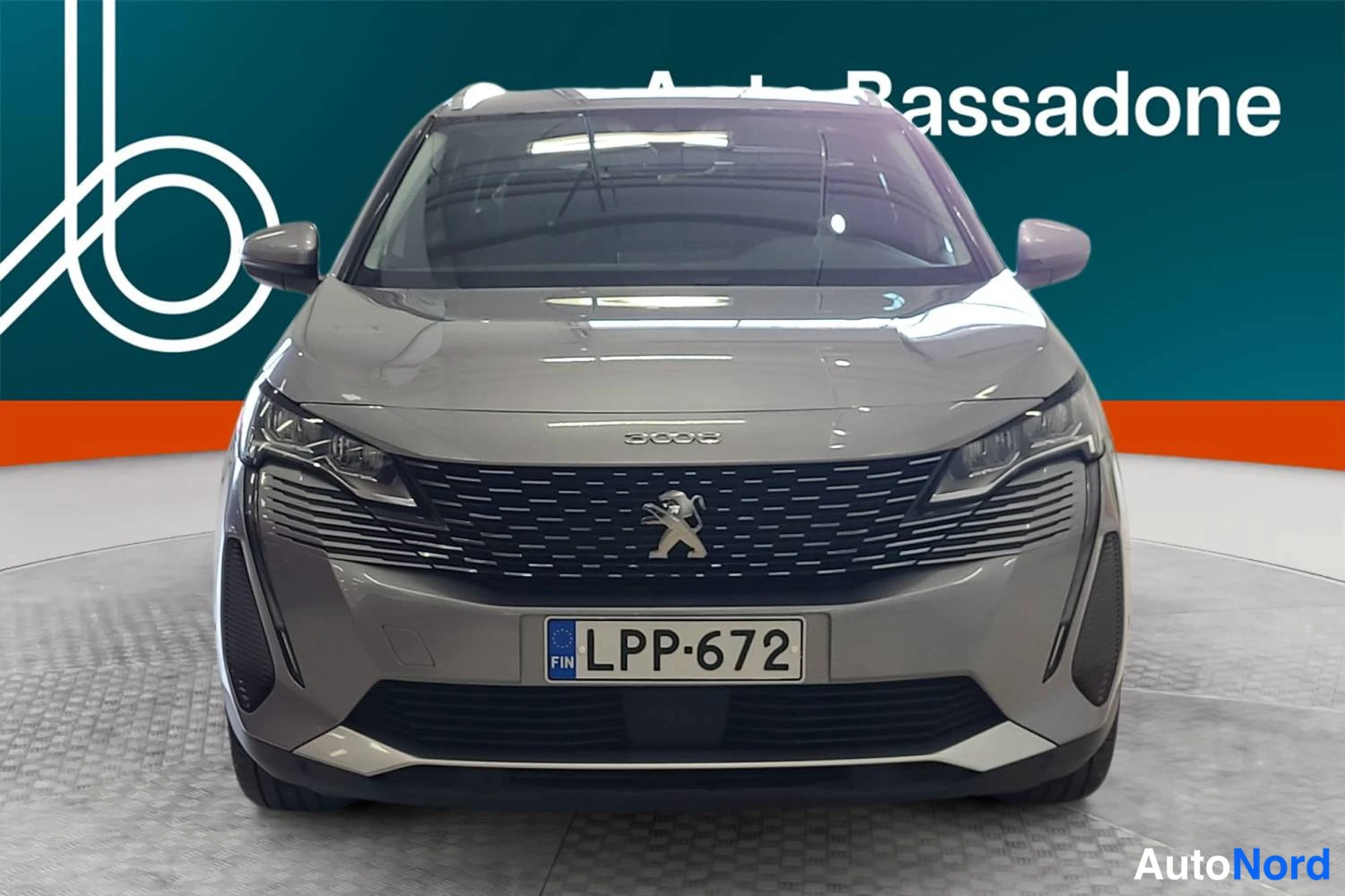 Harmaa Peugeot 3008 2021, edestä, kuva 4