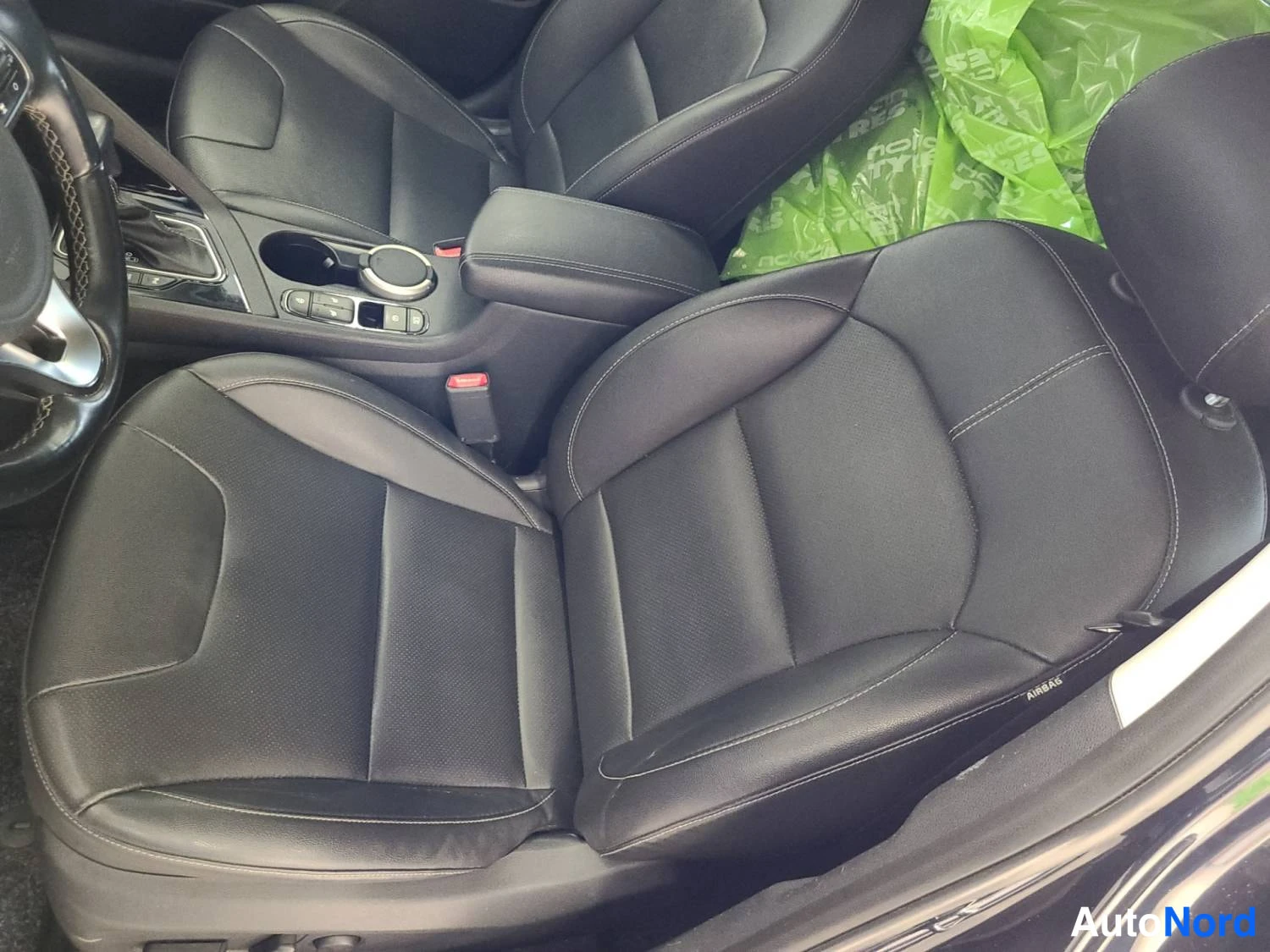 Musta Kia Niro 2020, kuva 21