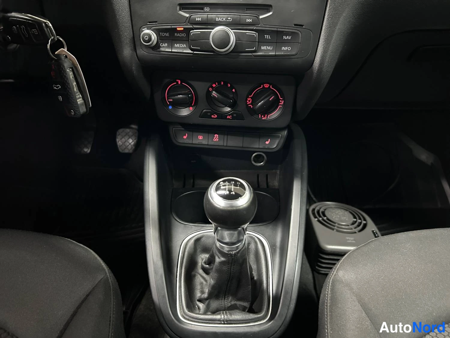Sininen Audi A1 2013, kuva 12
