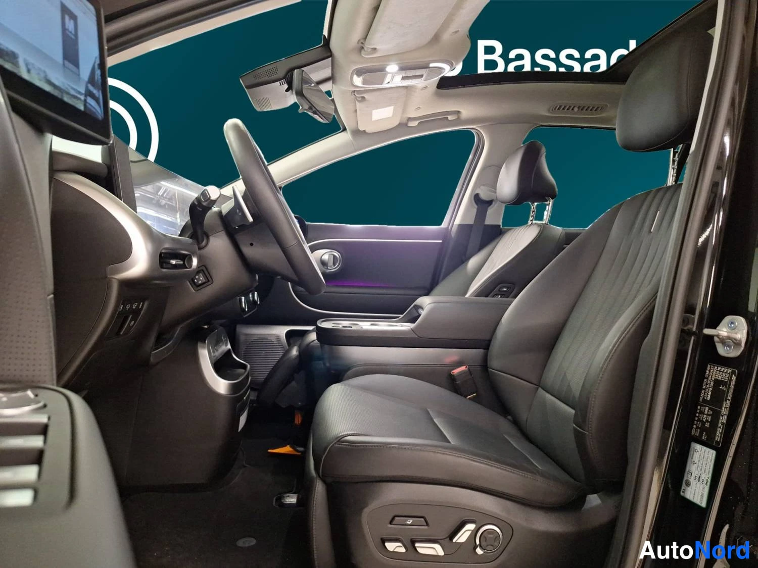 Musta Hyundai Ioniq 9 2026, kuva 23