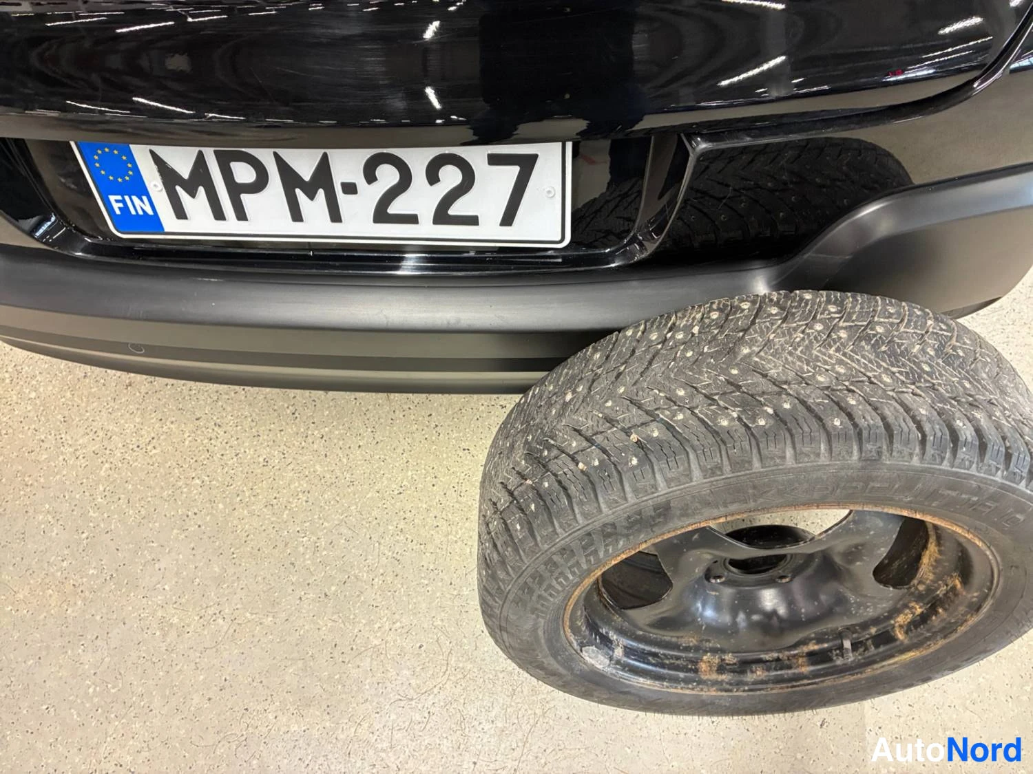 Musta Citroen C3 2023, takaa, kuva 10