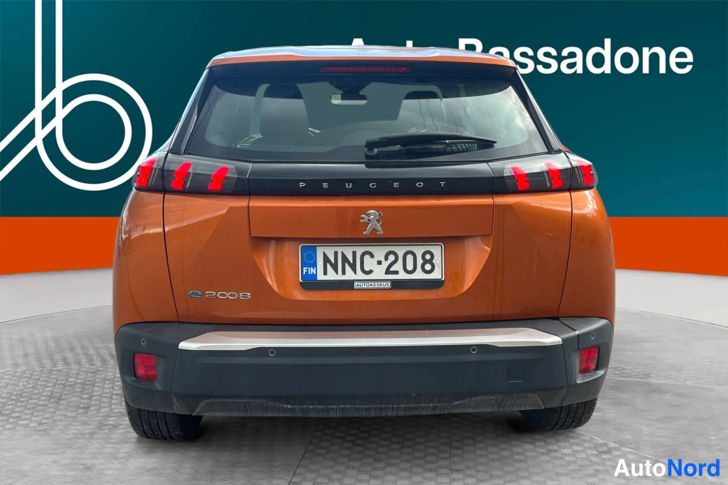 Oranssi Peugeot E-2008 2023, takaa, kuva 12