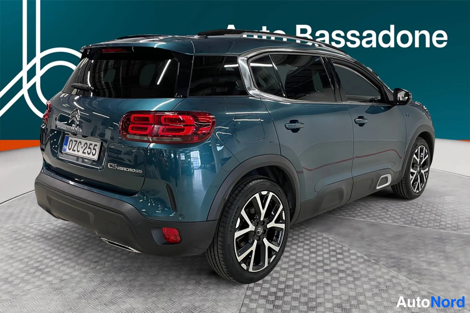 Sininen Citroen C5 aircross 2021, takaviisto, kuva 6