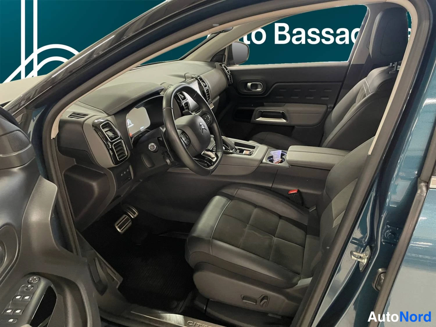 Sininen Citroen C5 aircross 2021, kuva 9