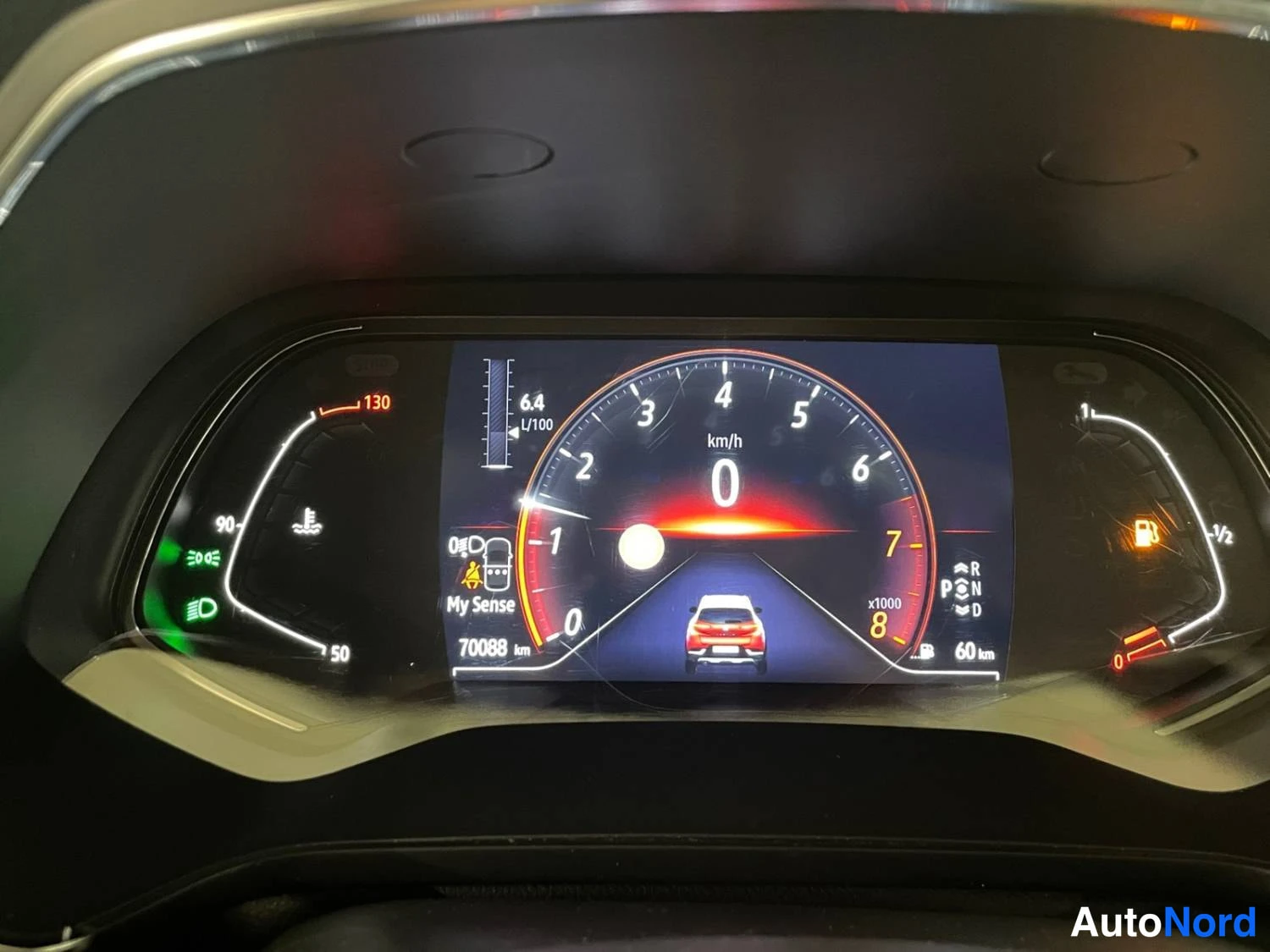 Punainen Renault Captur 2020, kuva 24