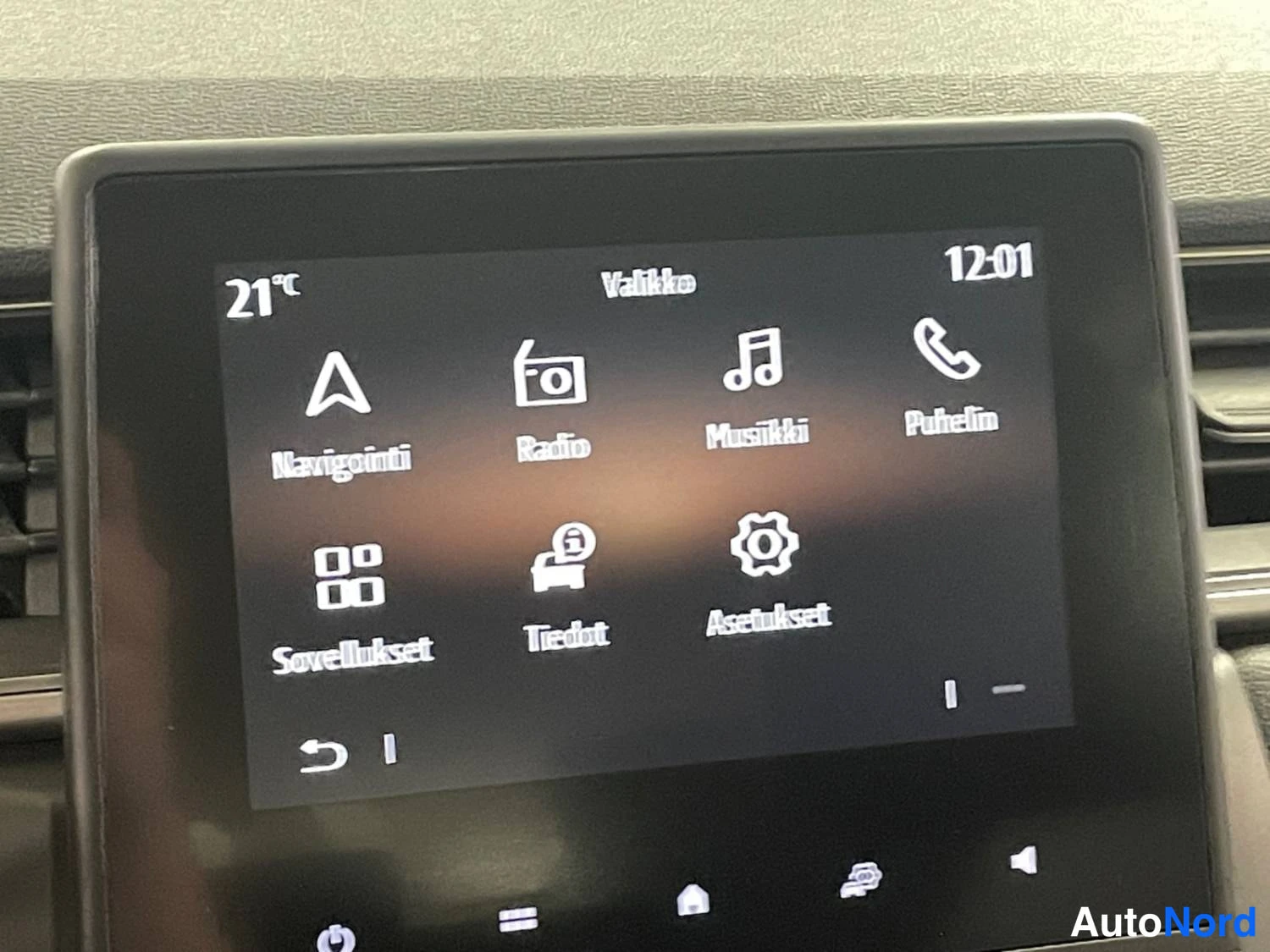 Punainen Renault Captur 2020, kuva 22