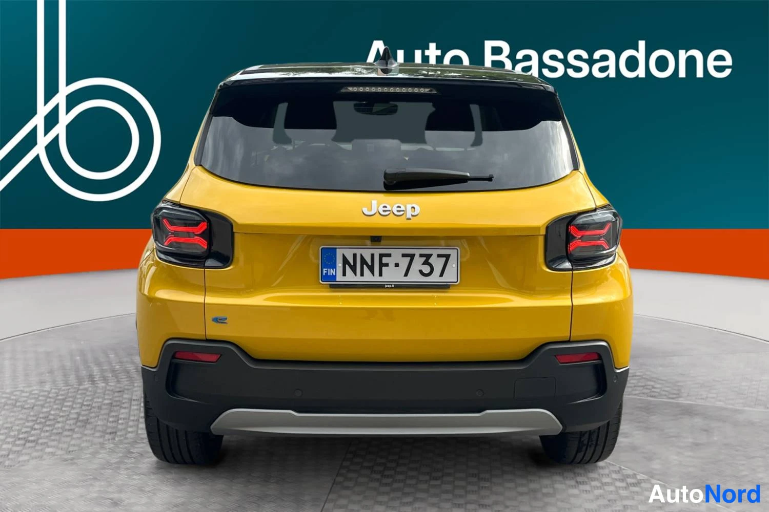 Keltainen Jeep Avenger 2024, kuva 17