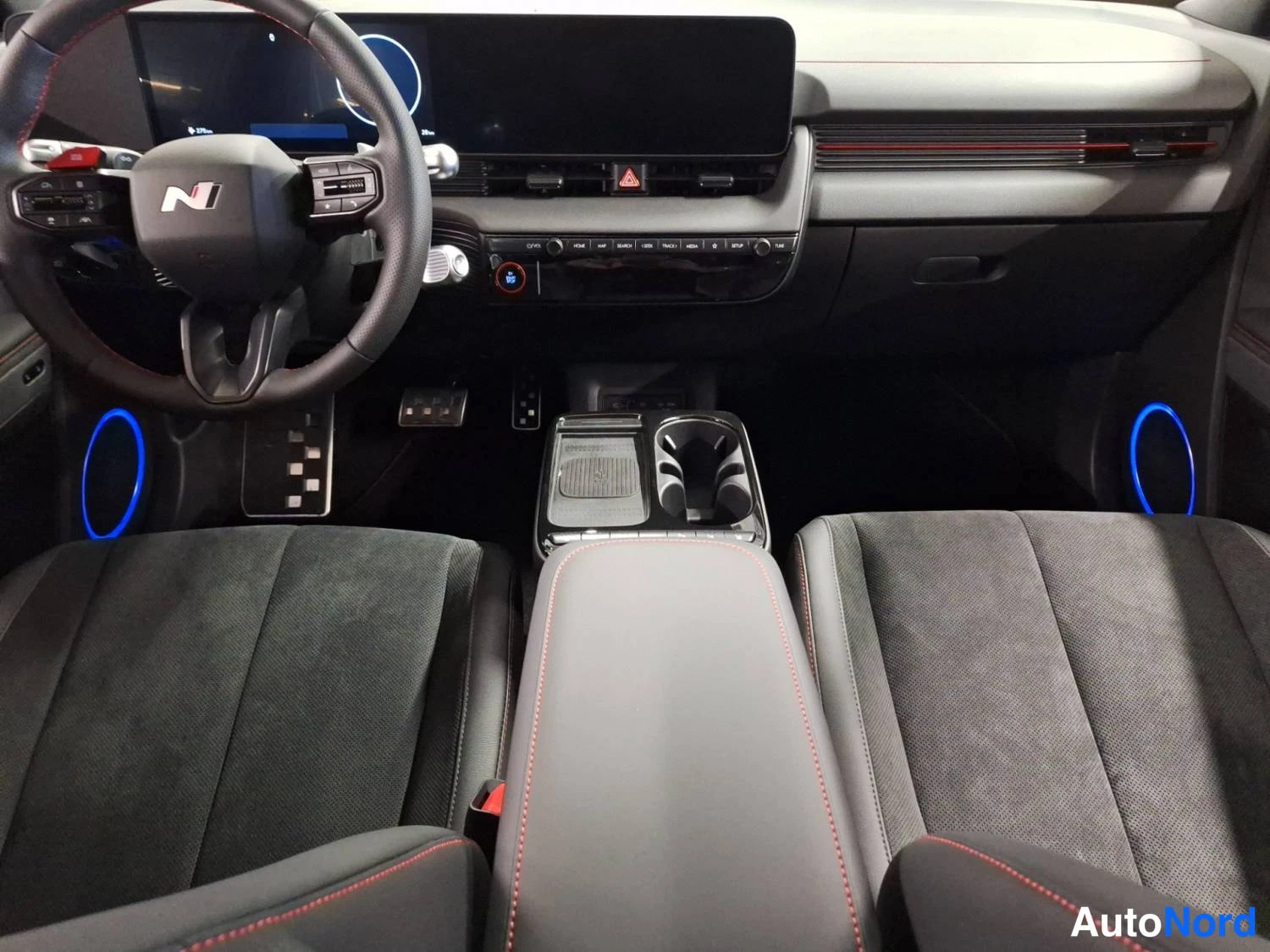 Harmaa Hyundai Ioniq 5 2025, kuva 5