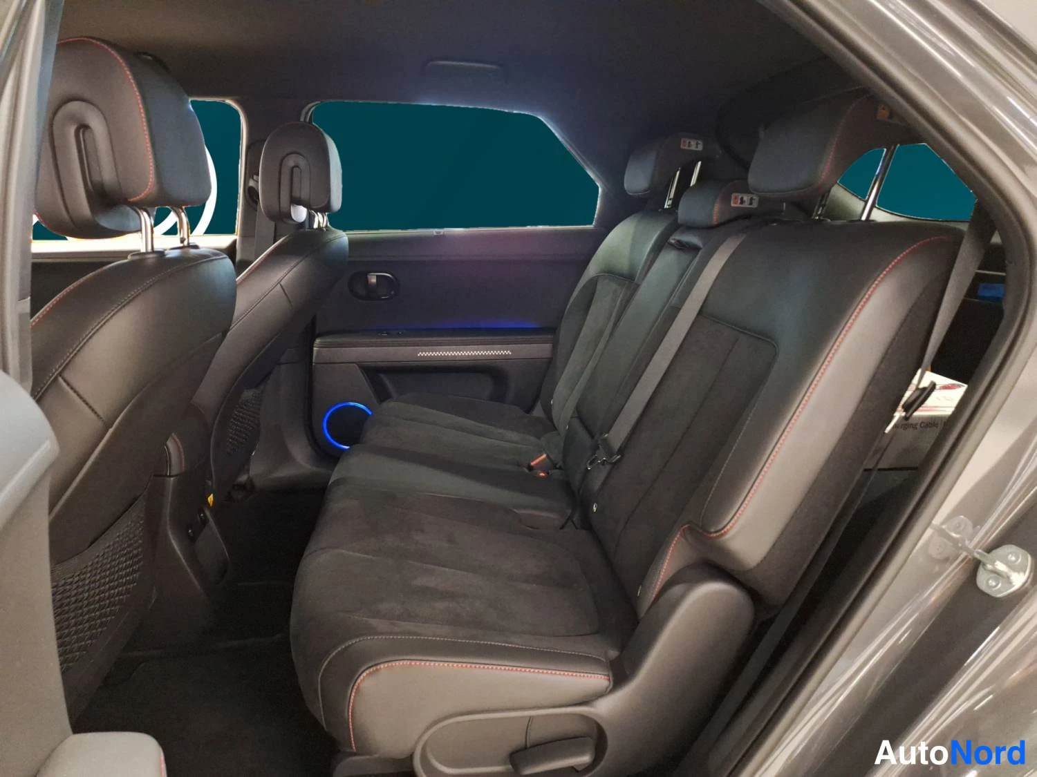 Harmaa Hyundai Ioniq 5 2025, kuva 7
