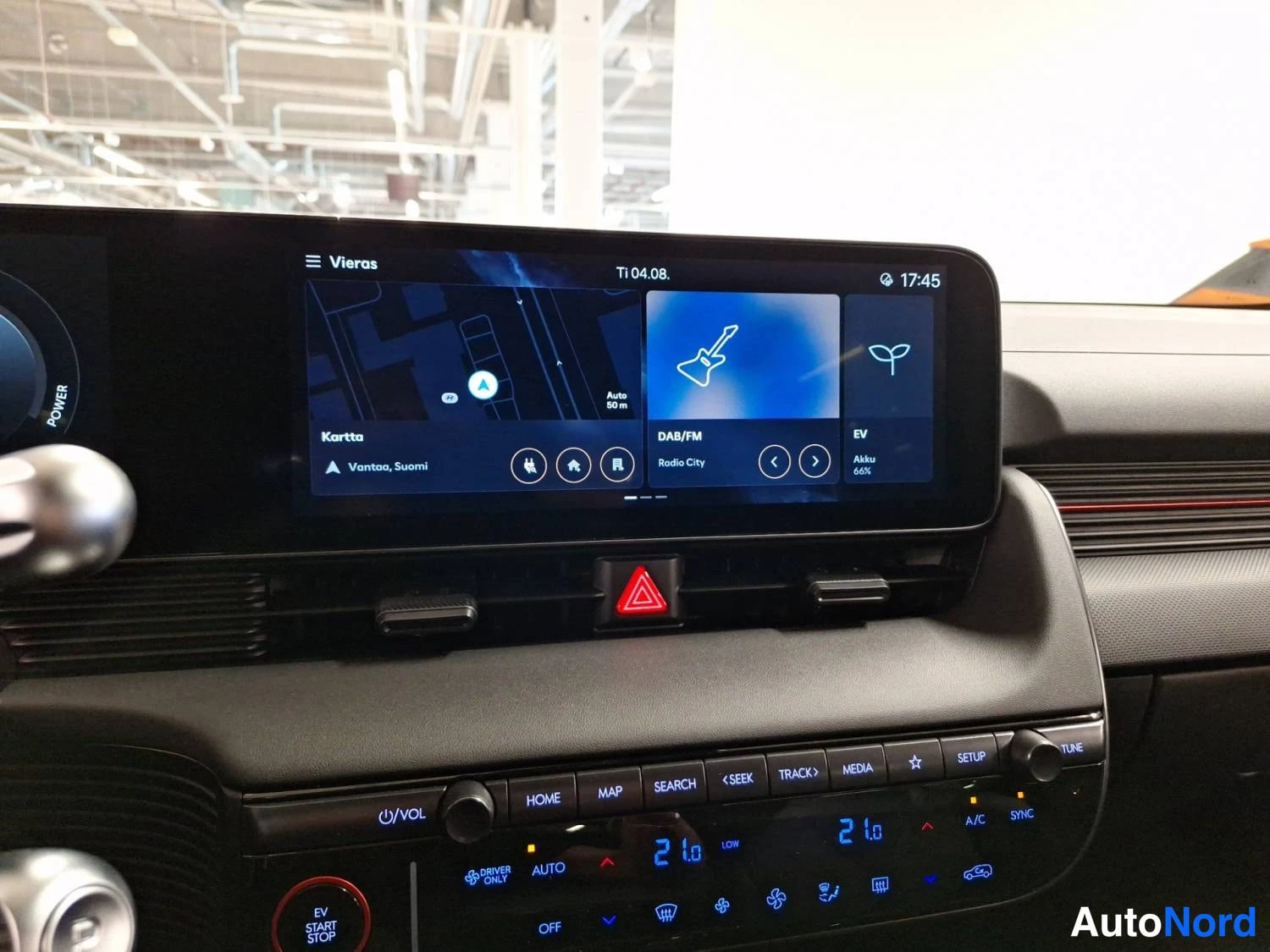 Harmaa Hyundai Ioniq 5 2025, kuva 15