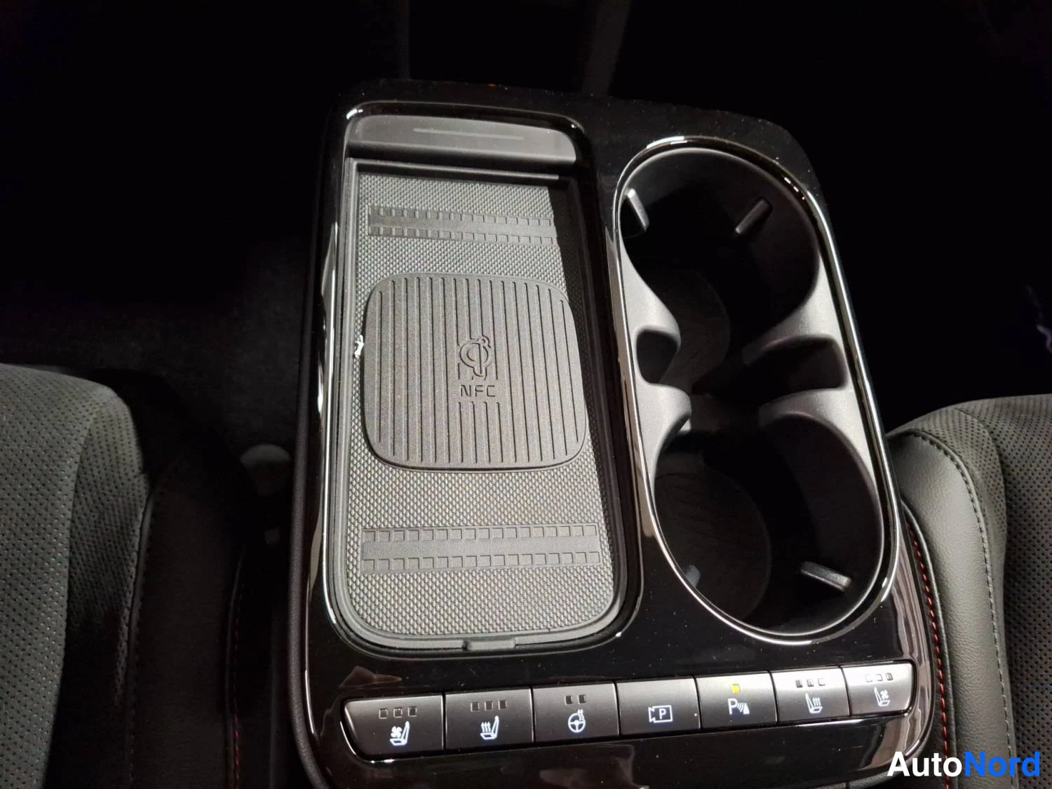 Harmaa Hyundai Ioniq 5 2025, kuva 19