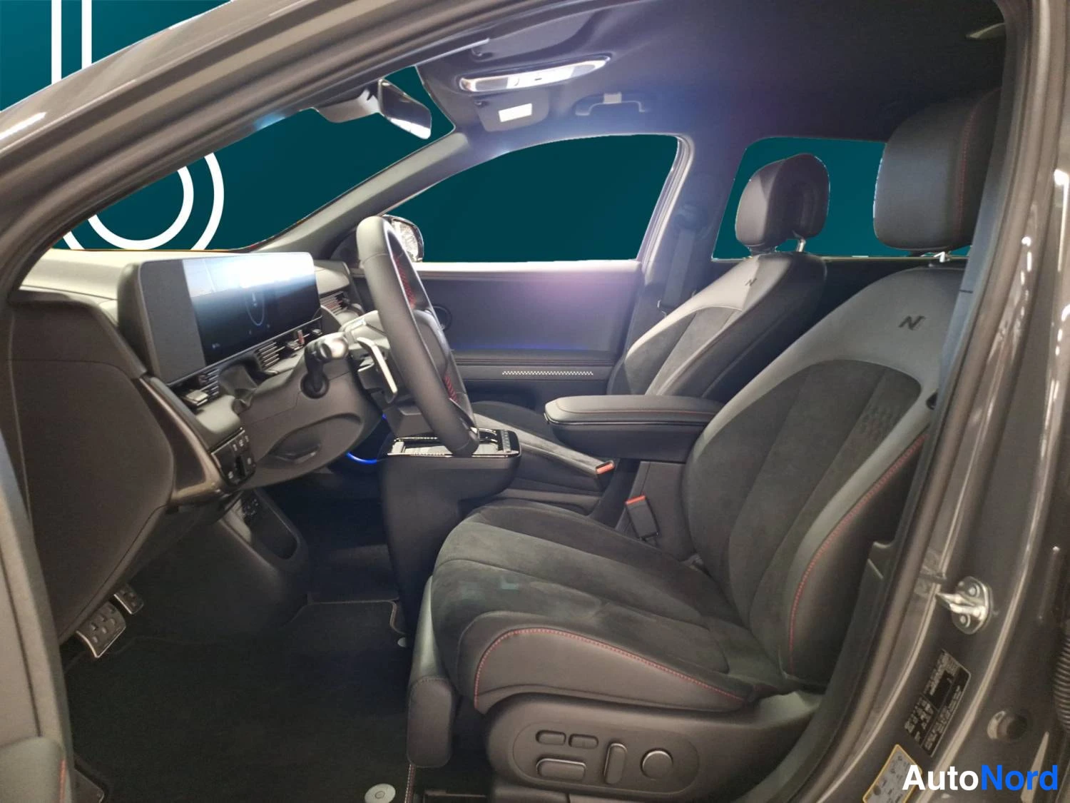 Harmaa Hyundai Ioniq 5 2025, kuva 24