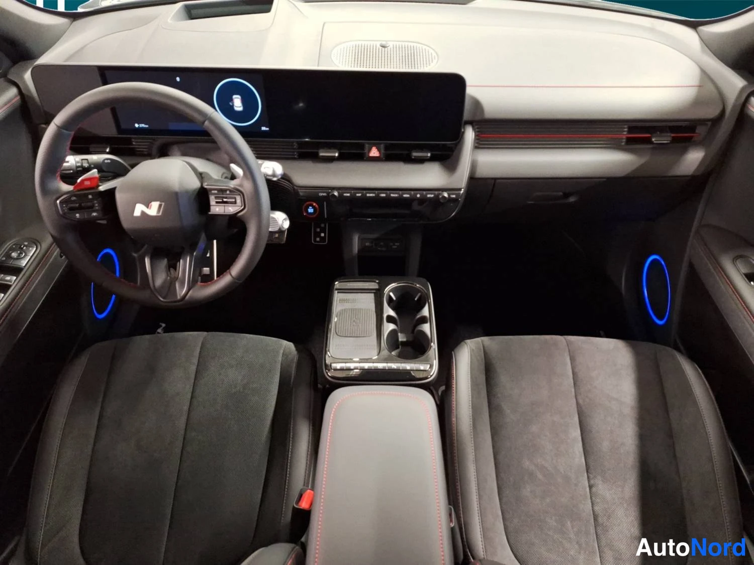 Harmaa Hyundai Ioniq 5 2025, kuva 25
