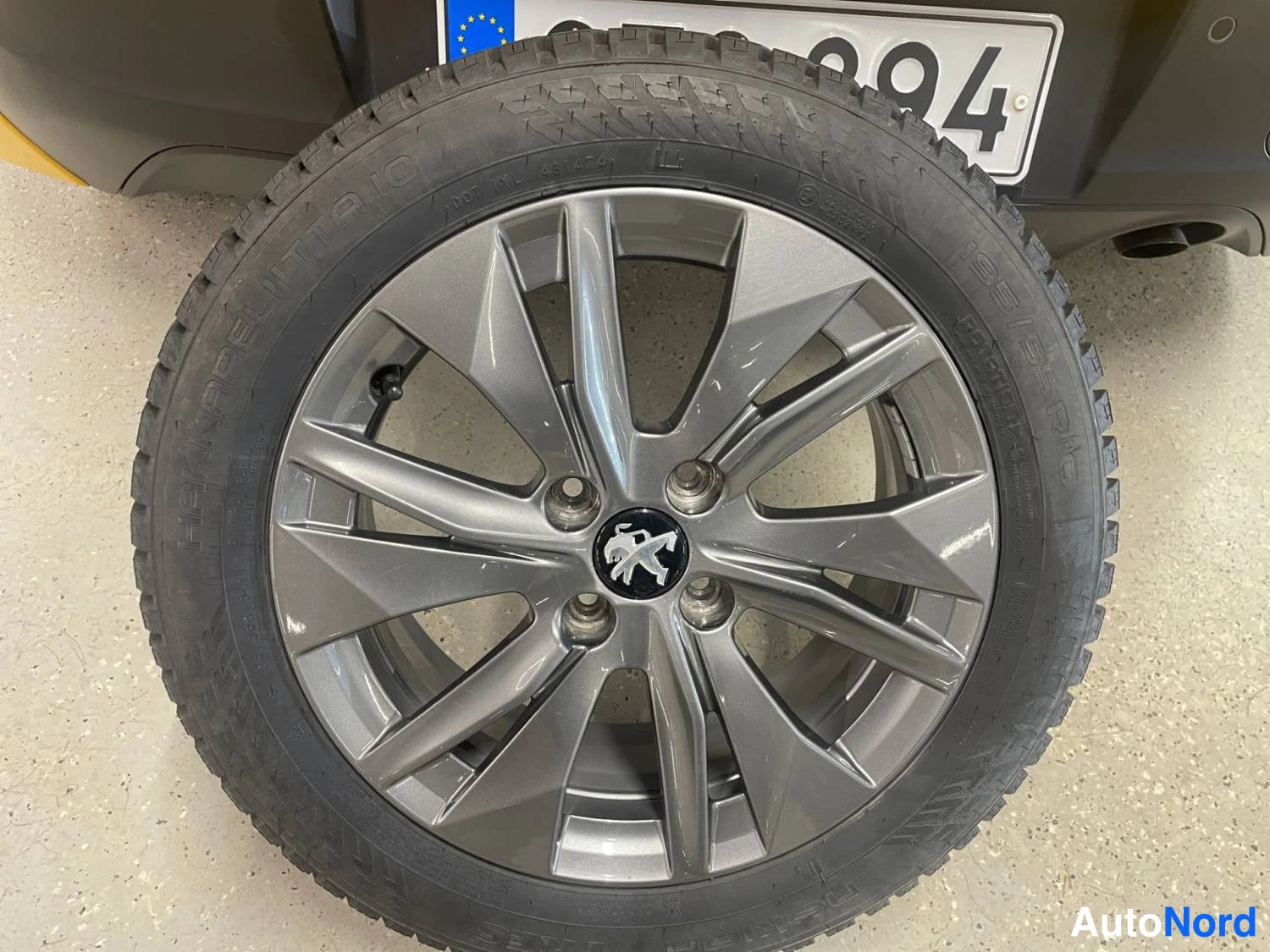 Keltainen Peugeot 208 2022, kuva 23