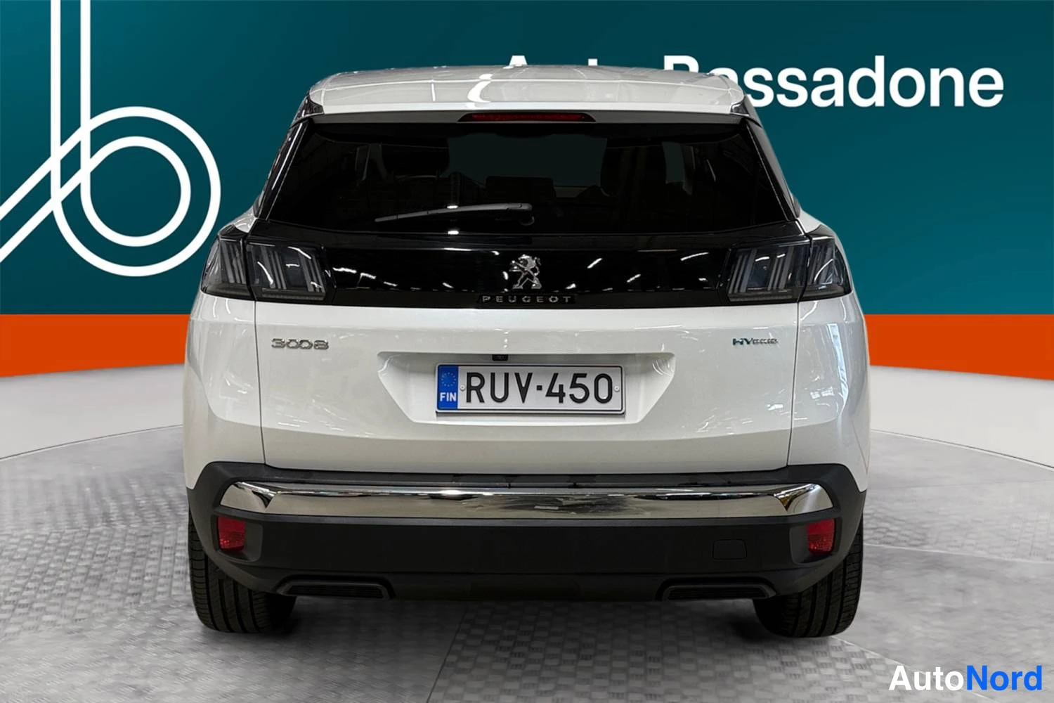 Valkoinen Peugeot 3008 2023, takaa, kuva 8