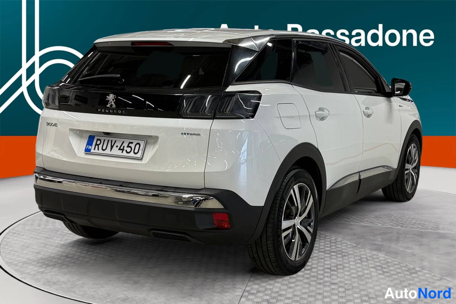 Valkoinen Peugeot 3008 2023, takaviisto, kuva 6
