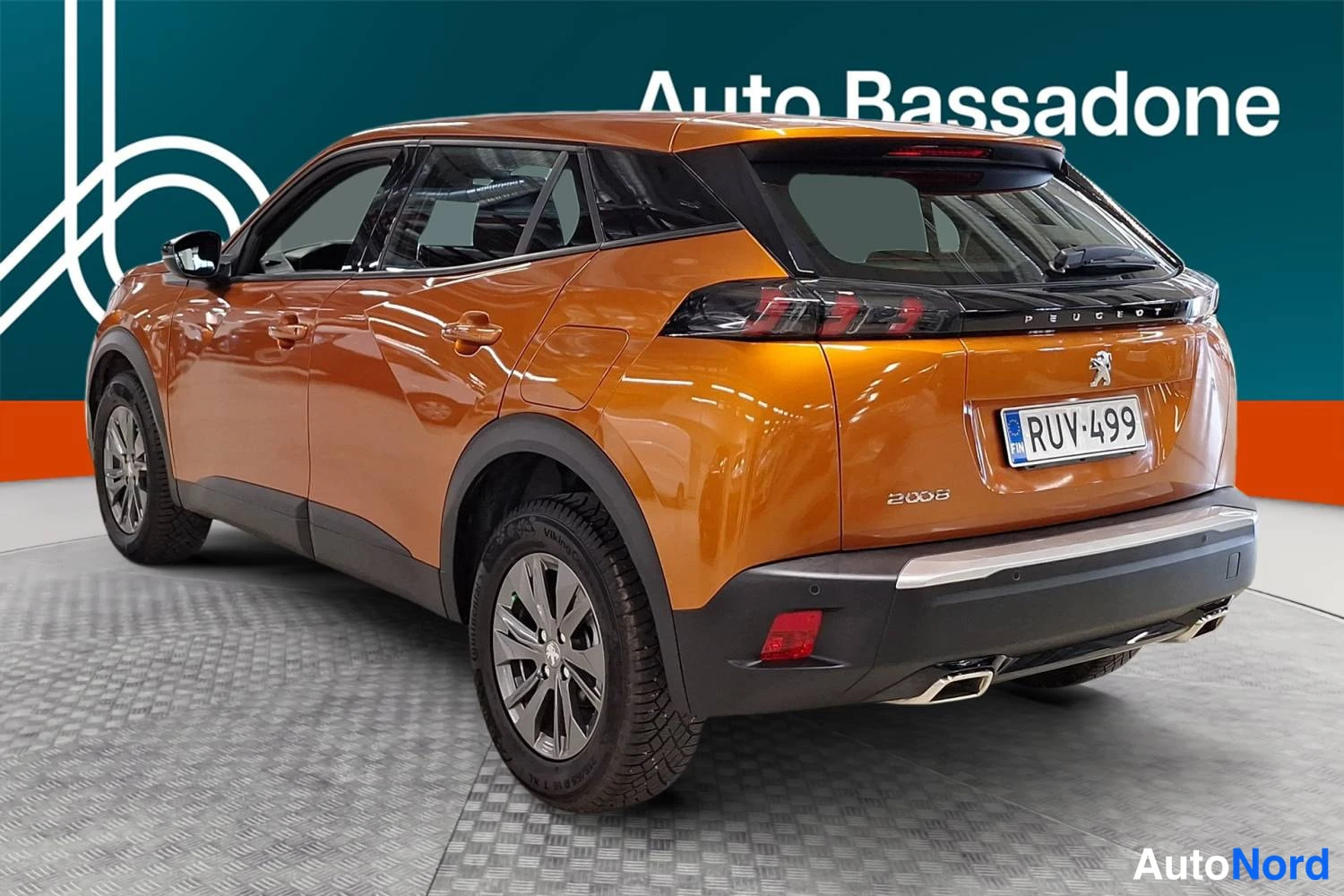 Oranssi Peugeot 2008 2023, takaviisto, kuva 6
