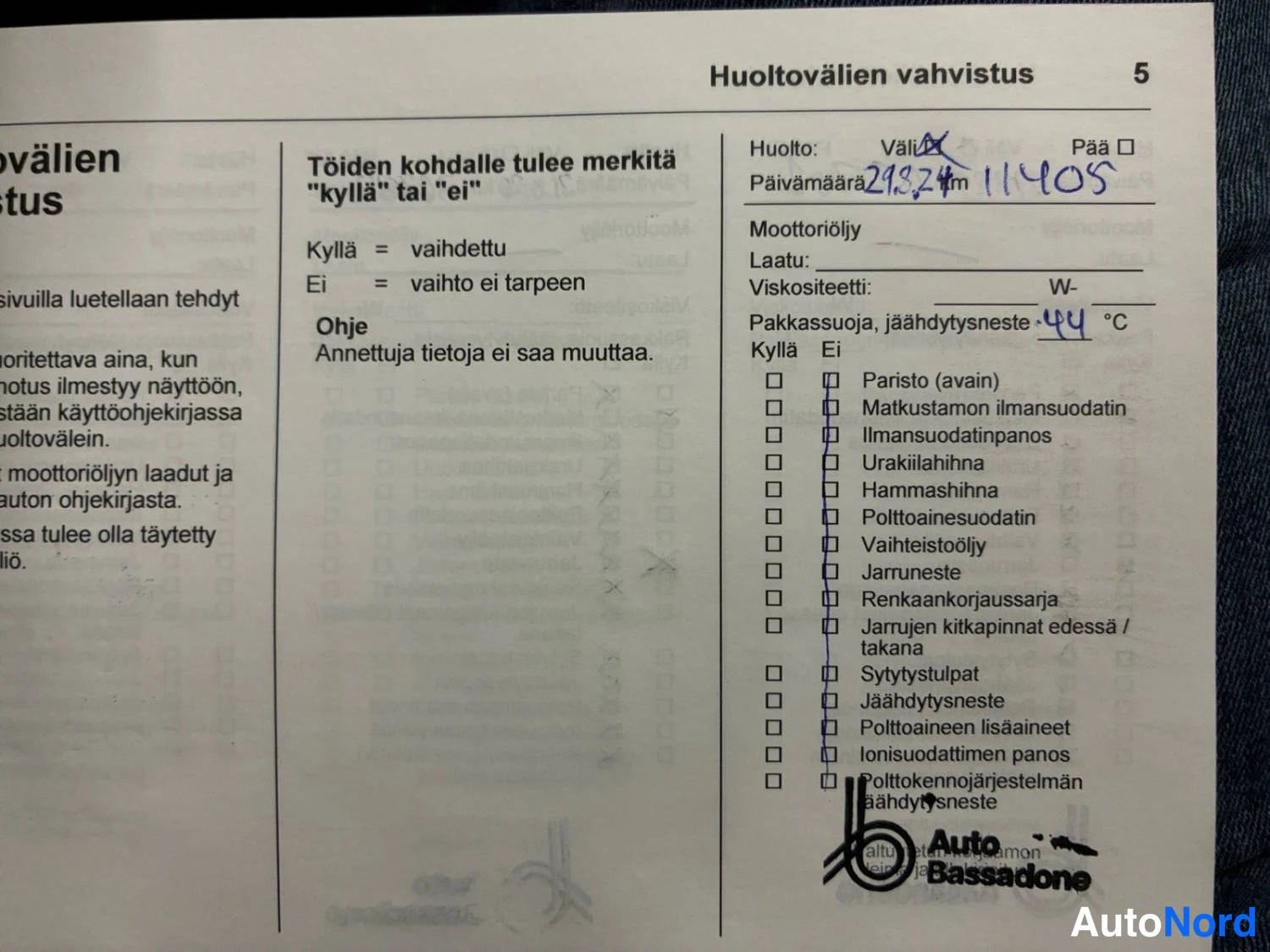 Punainen Opel Corsa-e 2023, asiakirja, kuva 15