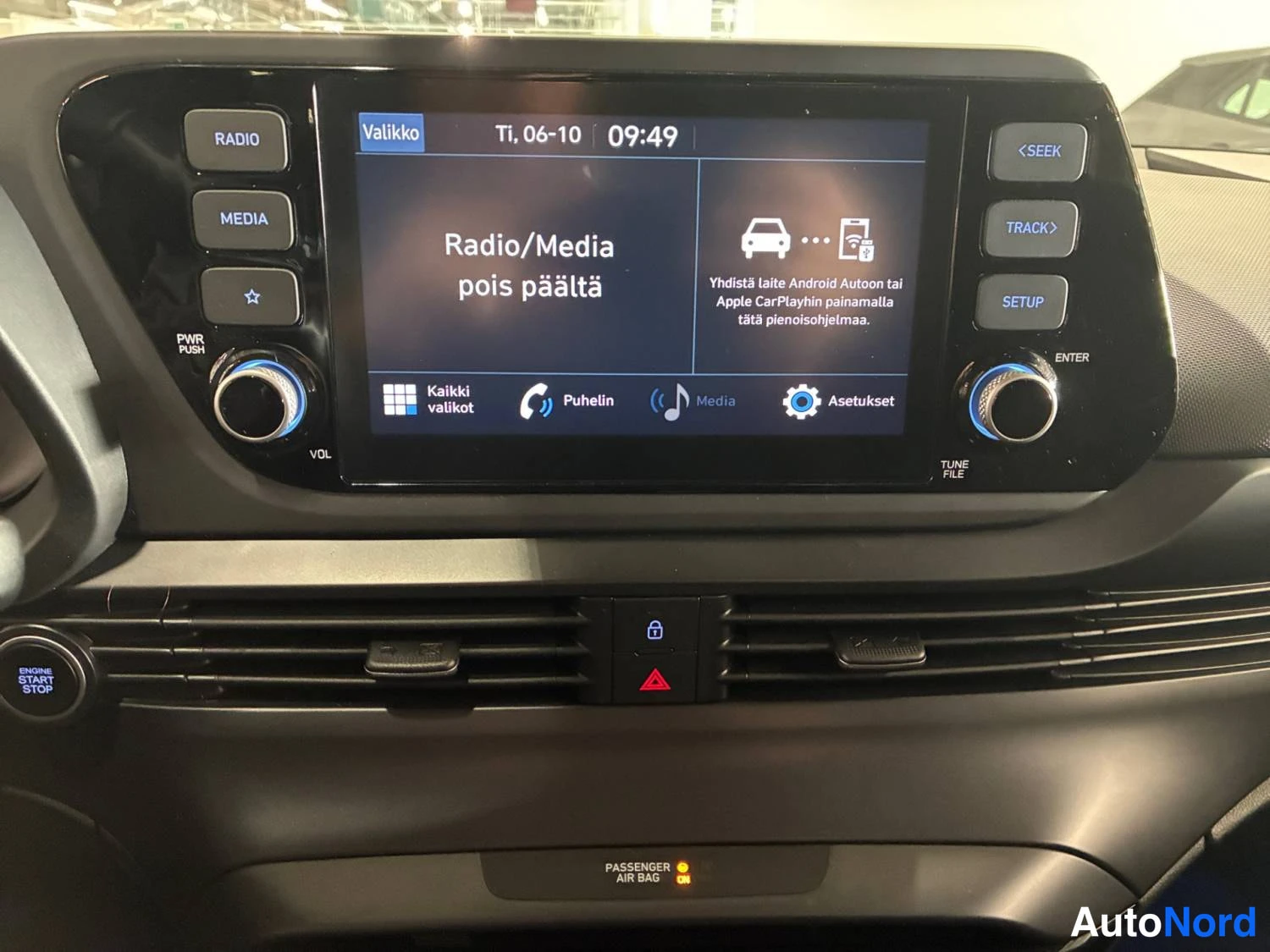 Valkoinen Hyundai Bayon 2023, kuva 17