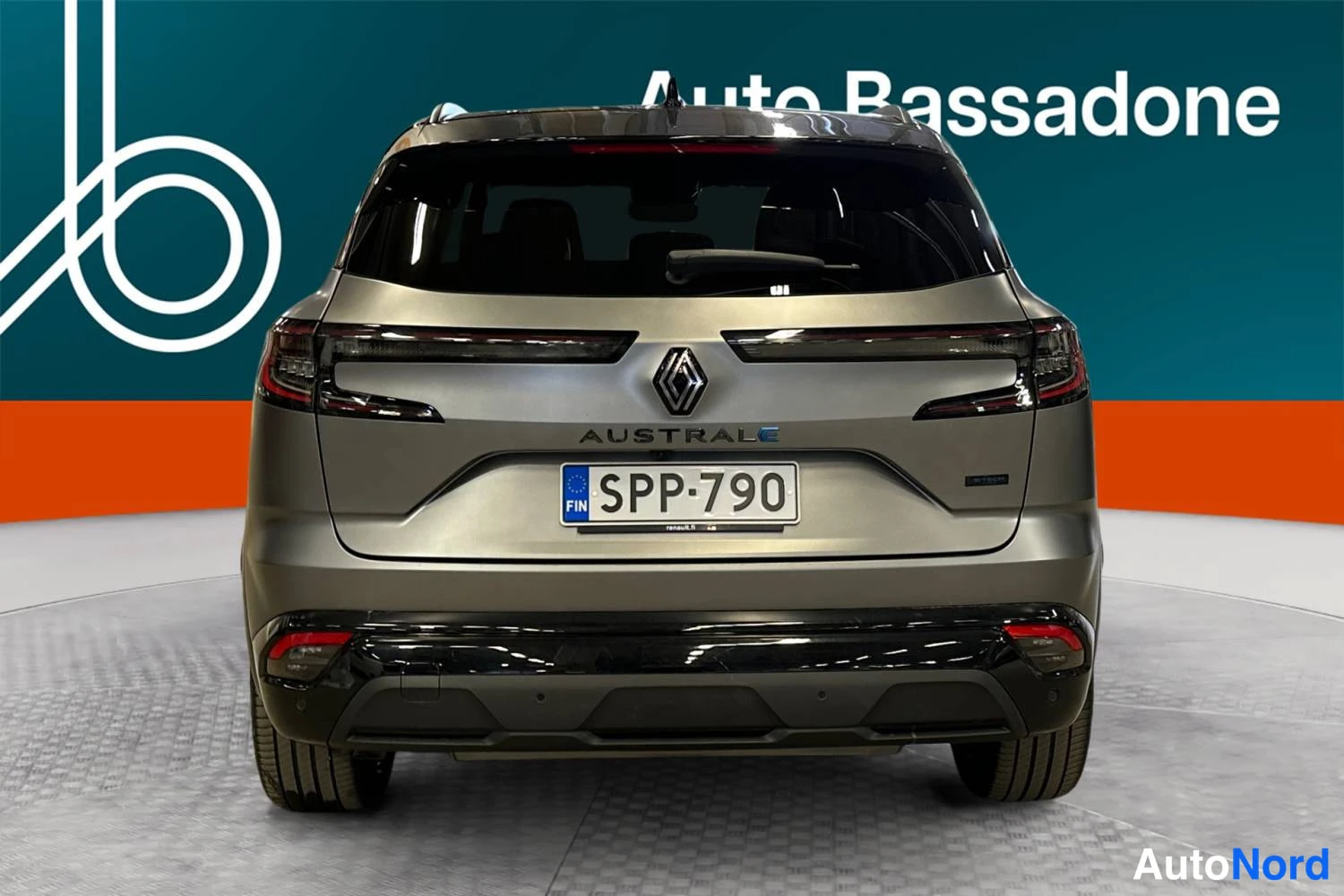 Harmaa Renault Austral 2024, takaa, kuva 8