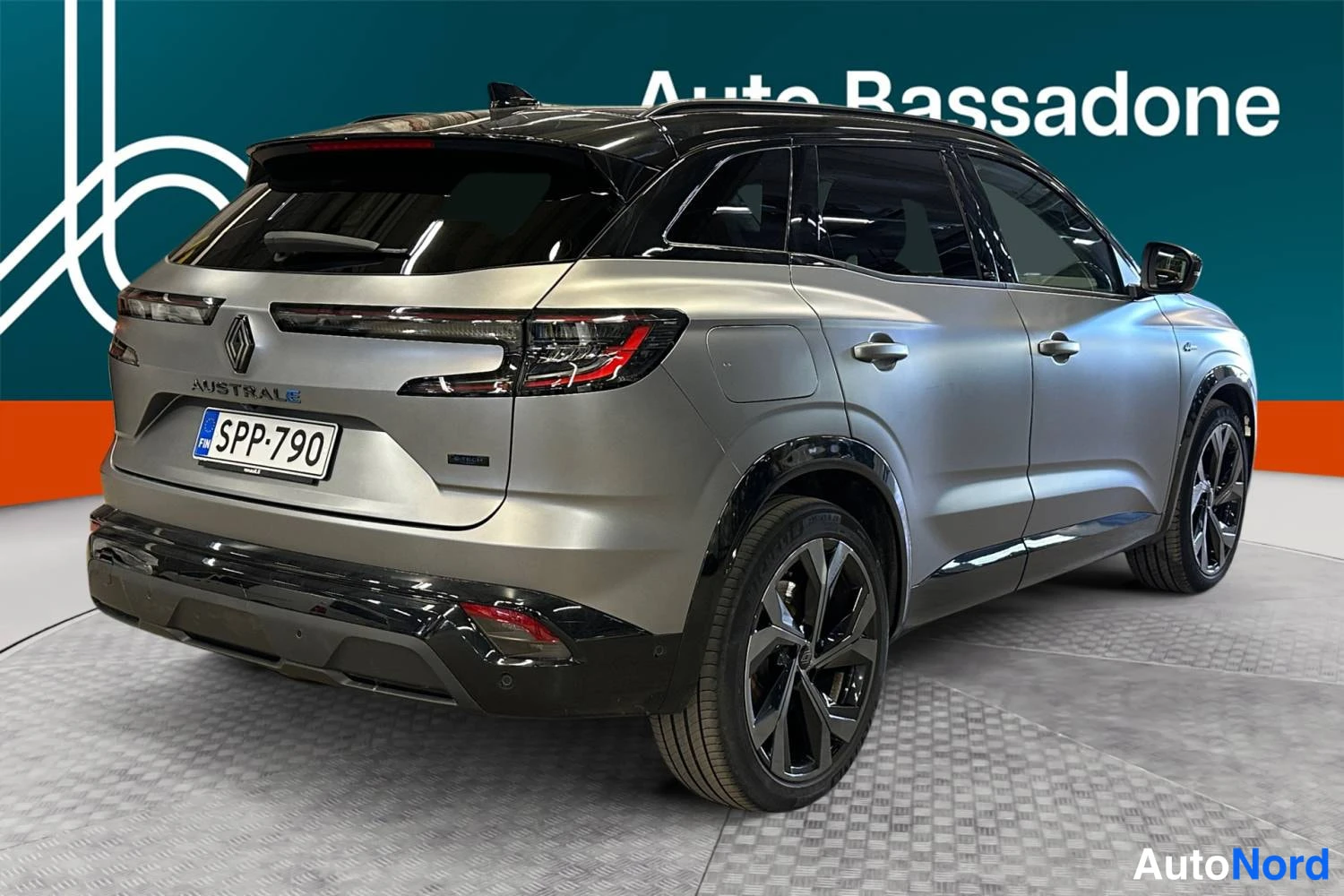 Harmaa Renault Austral 2024, takaviisto, kuva 7