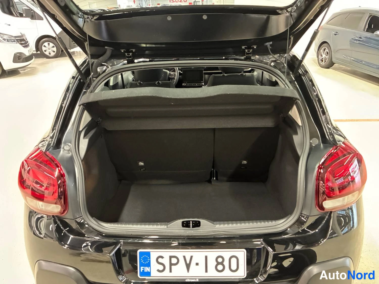 Musta Citroen C3 2024, takaa, kuva 11