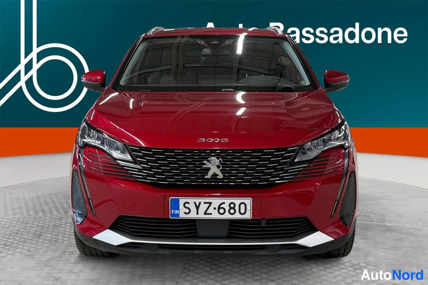 Punainen Peugeot 3008 2021, edestä, kuva 4