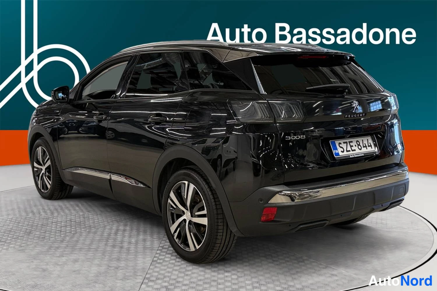 Musta Peugeot 3008 2021, takaviisto, kuva 7