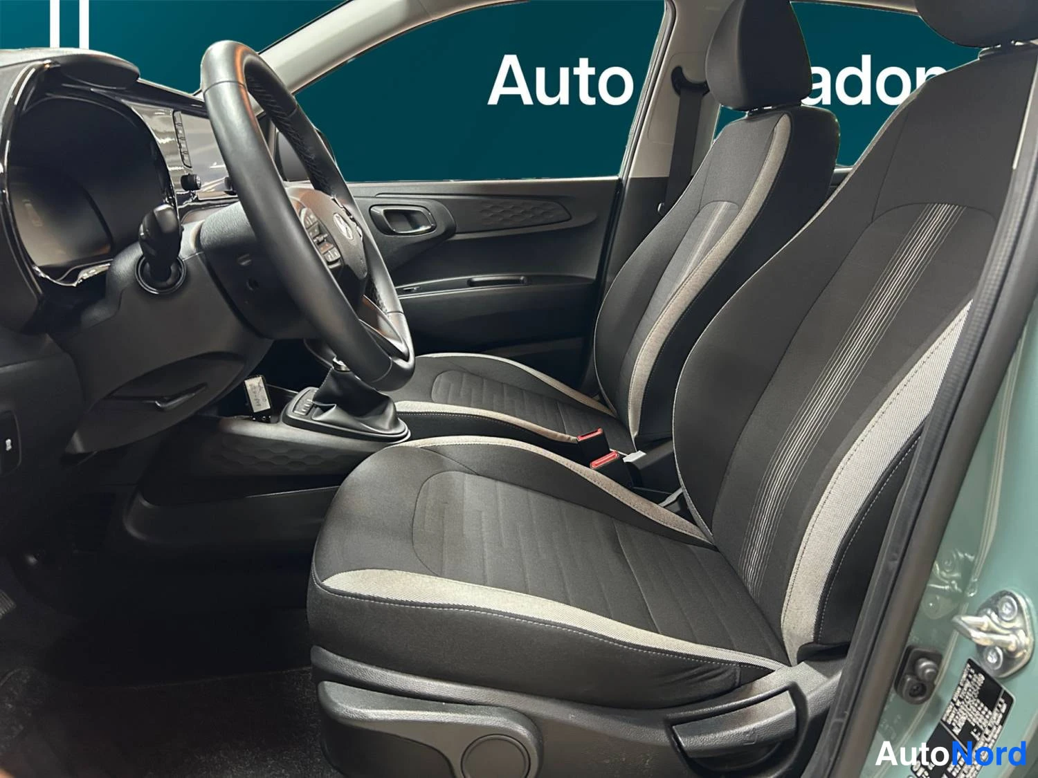 Vihreä Hyundai I10 2025, kuva 11