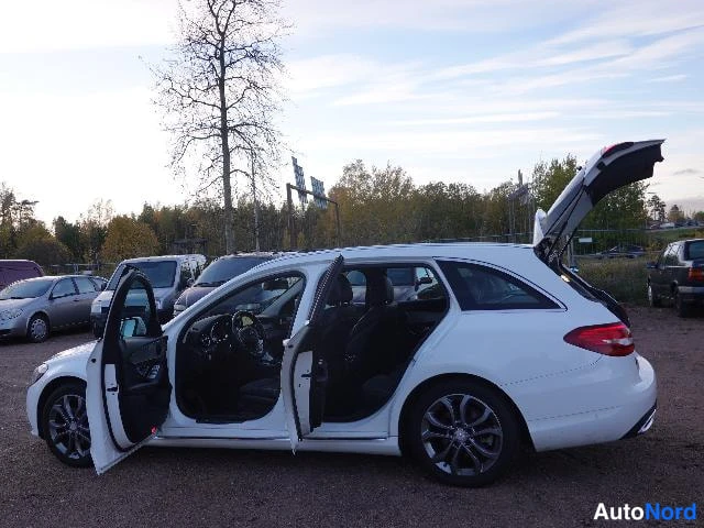 Valkoinen Mercedes-Benz 220 CDI 2016, takaviisto, kuva 12