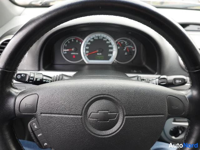 Musta Chevrolet Nubira 2010, ohjaamo, kuva 20