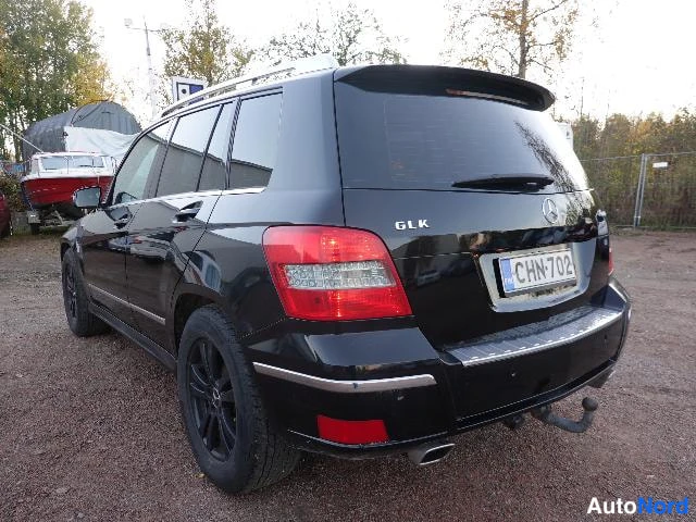 Vihreä Mercedes-Benz GLK 2010, takaviisto, kuva 11