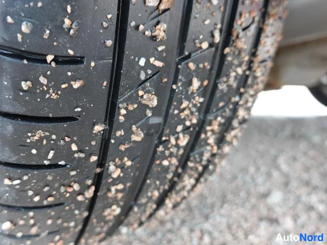 Vihreä Peugeot 307 2004, yksityiskohta, kuva 28