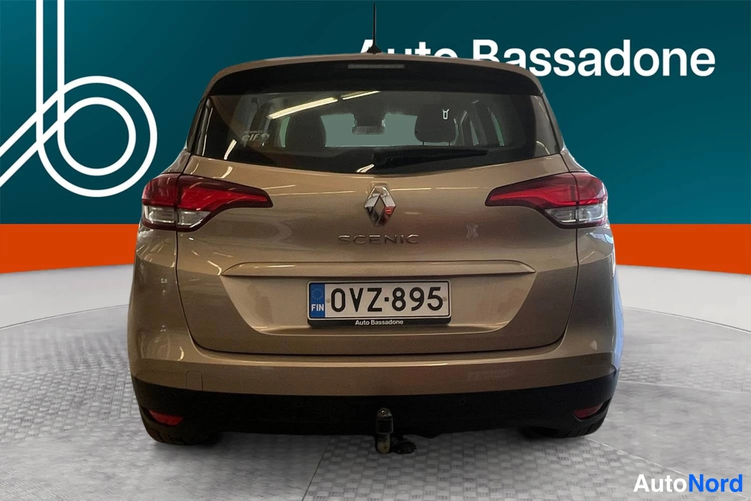 Beige Renault Scenic 2019, takaa, kuva 9
