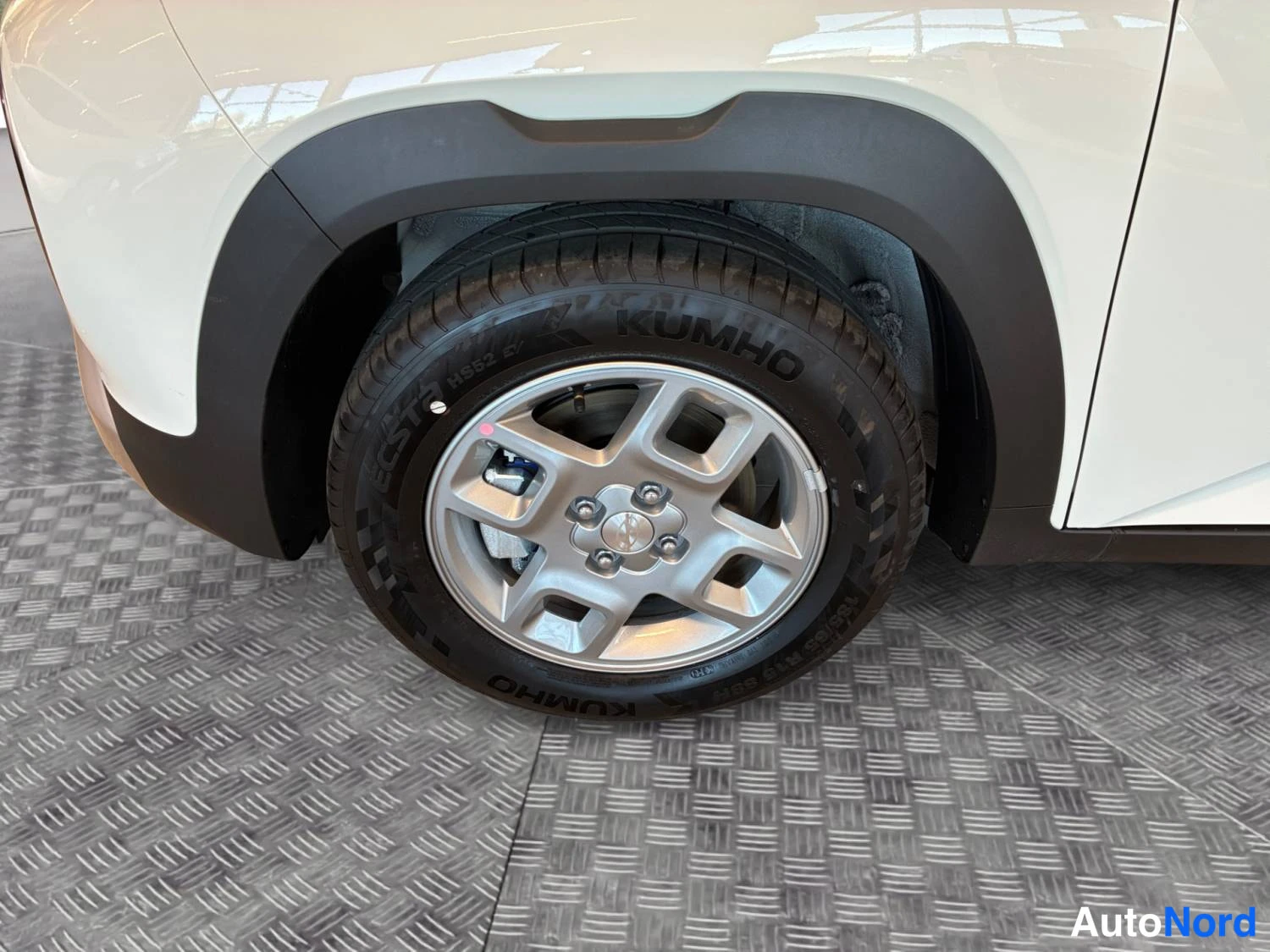 Valkoinen Hyundai Inster 2026, kuva 14