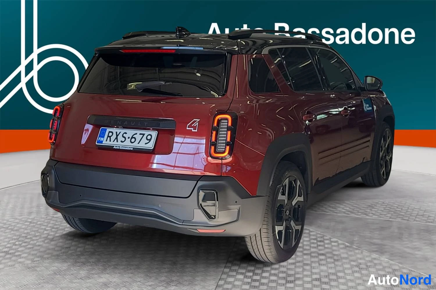 Punainen Renault 4 E-Tech electric 2026, takaviisto, kuva 7