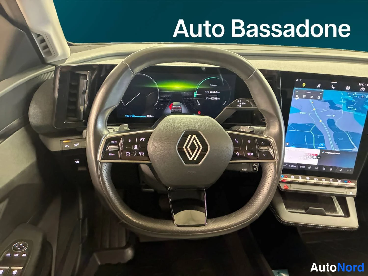 Musta Renault Megane E-Tech electric 2023, kuva 28