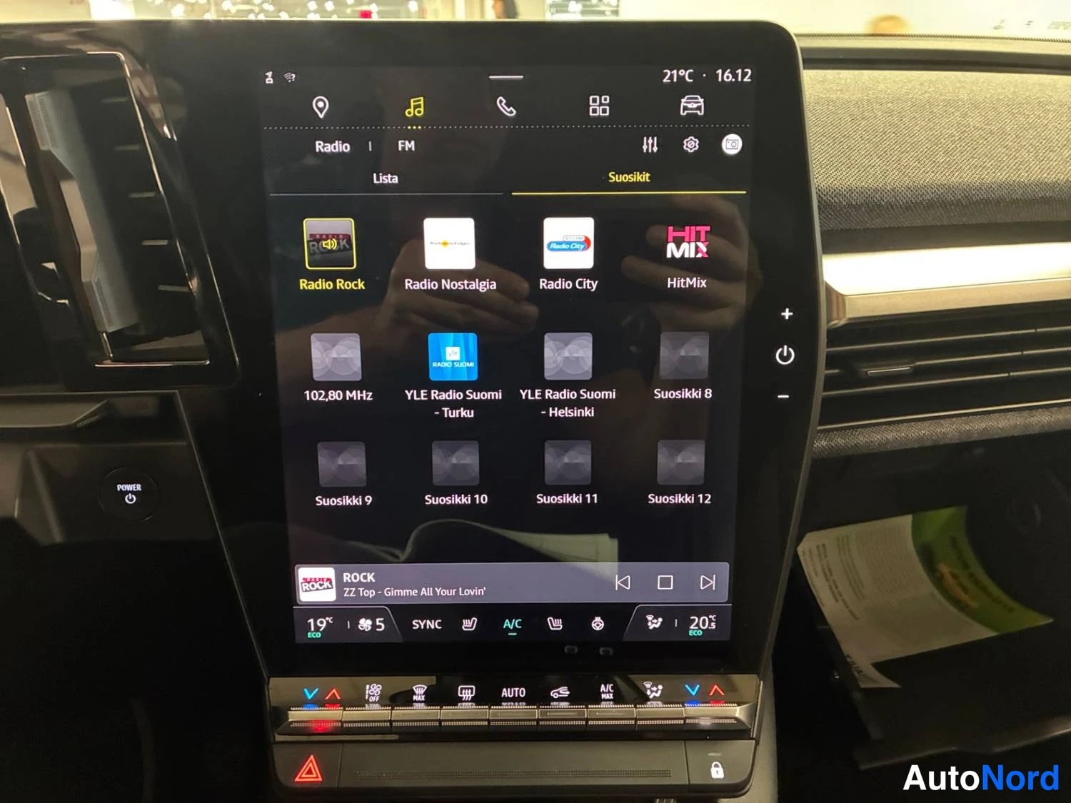 Musta Renault Megane E-Tech electric 2023, kuva 32