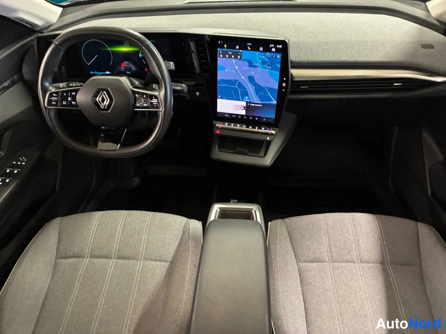 Musta Renault Megane E-Tech electric 2023, kuva 11