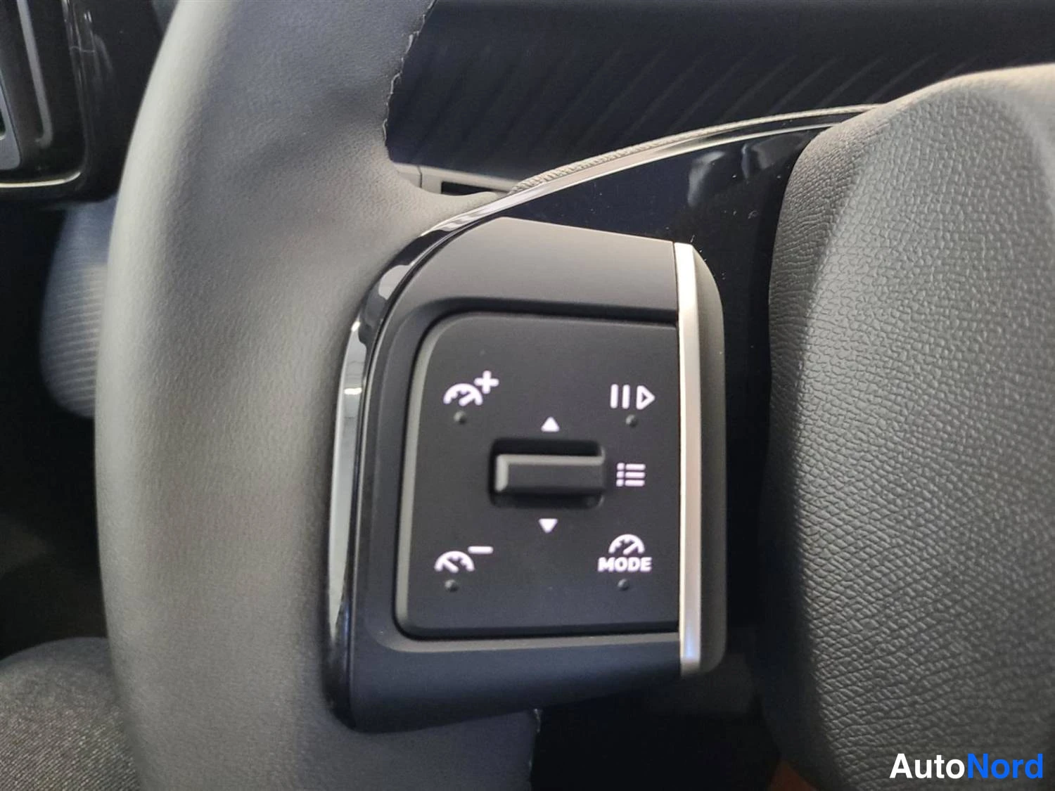 Harmaa Citroen C3 aircross 2025, kuva 16