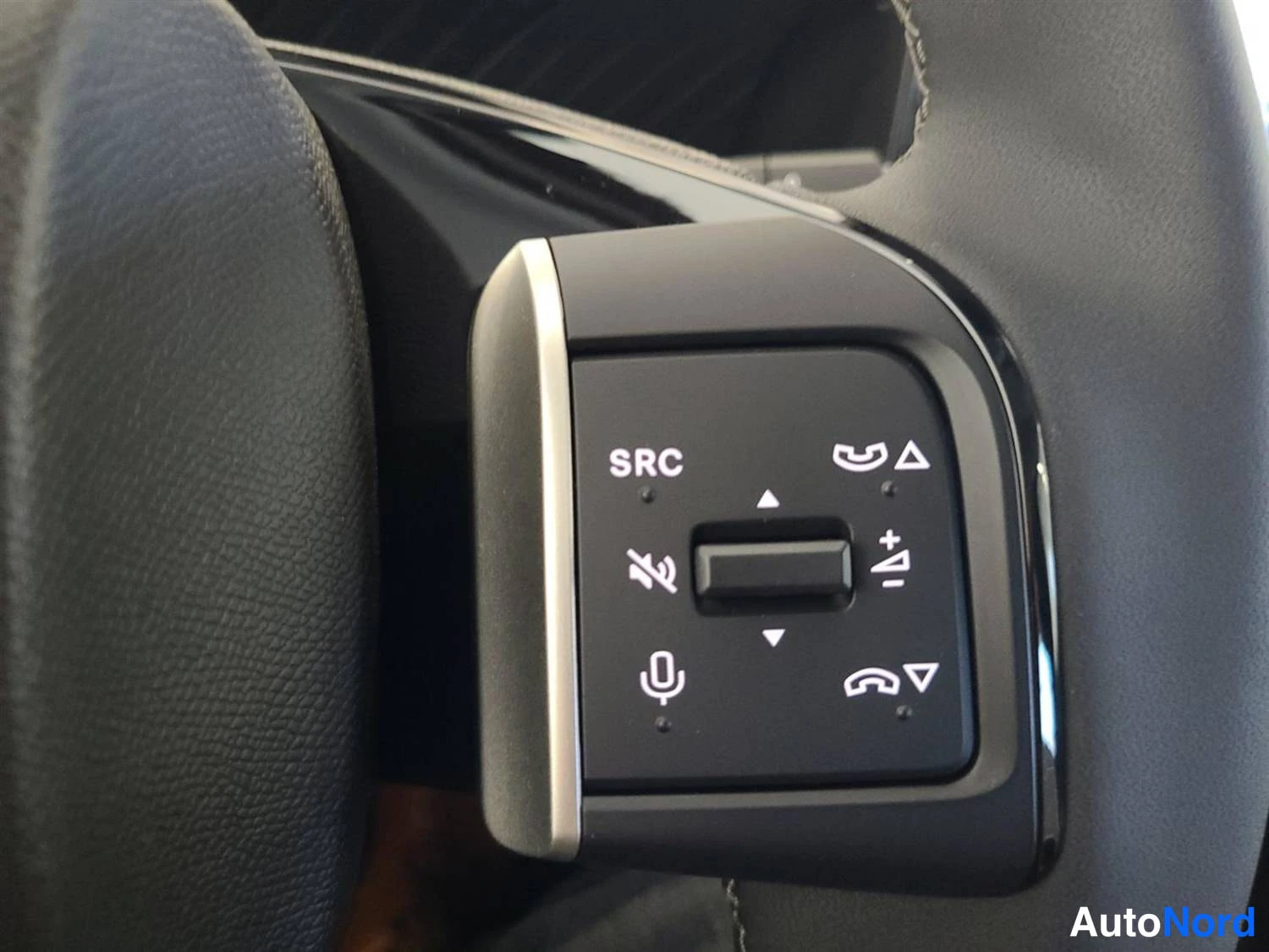 Harmaa Citroen C3 aircross 2025, kuva 17