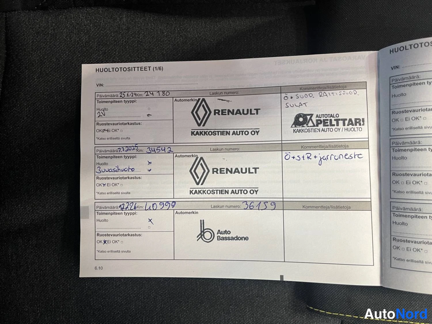 Punainen Renault Clio 2022, kuva 18