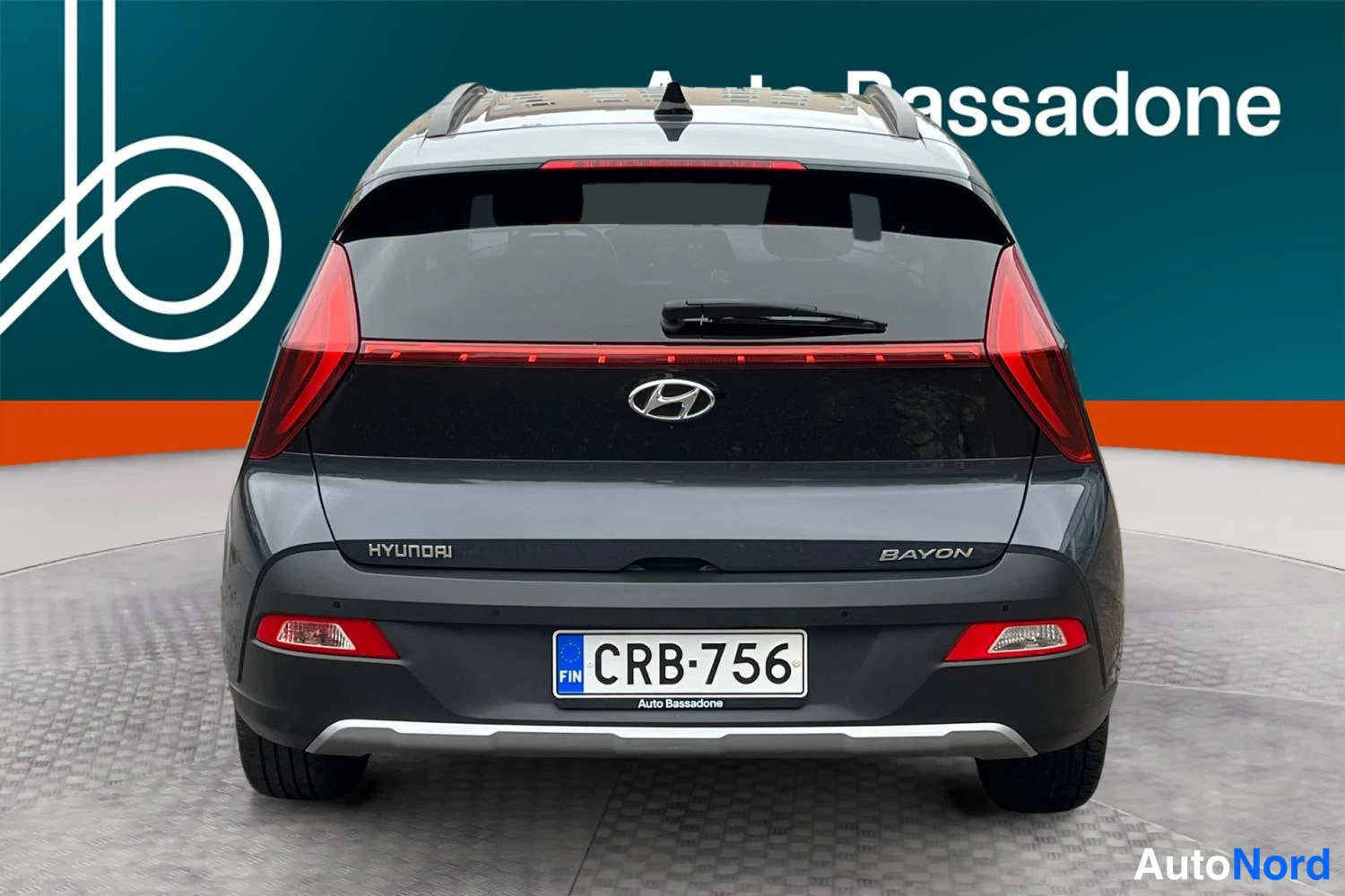 Harmaa Hyundai Bayon 2022, takaa, kuva 9
