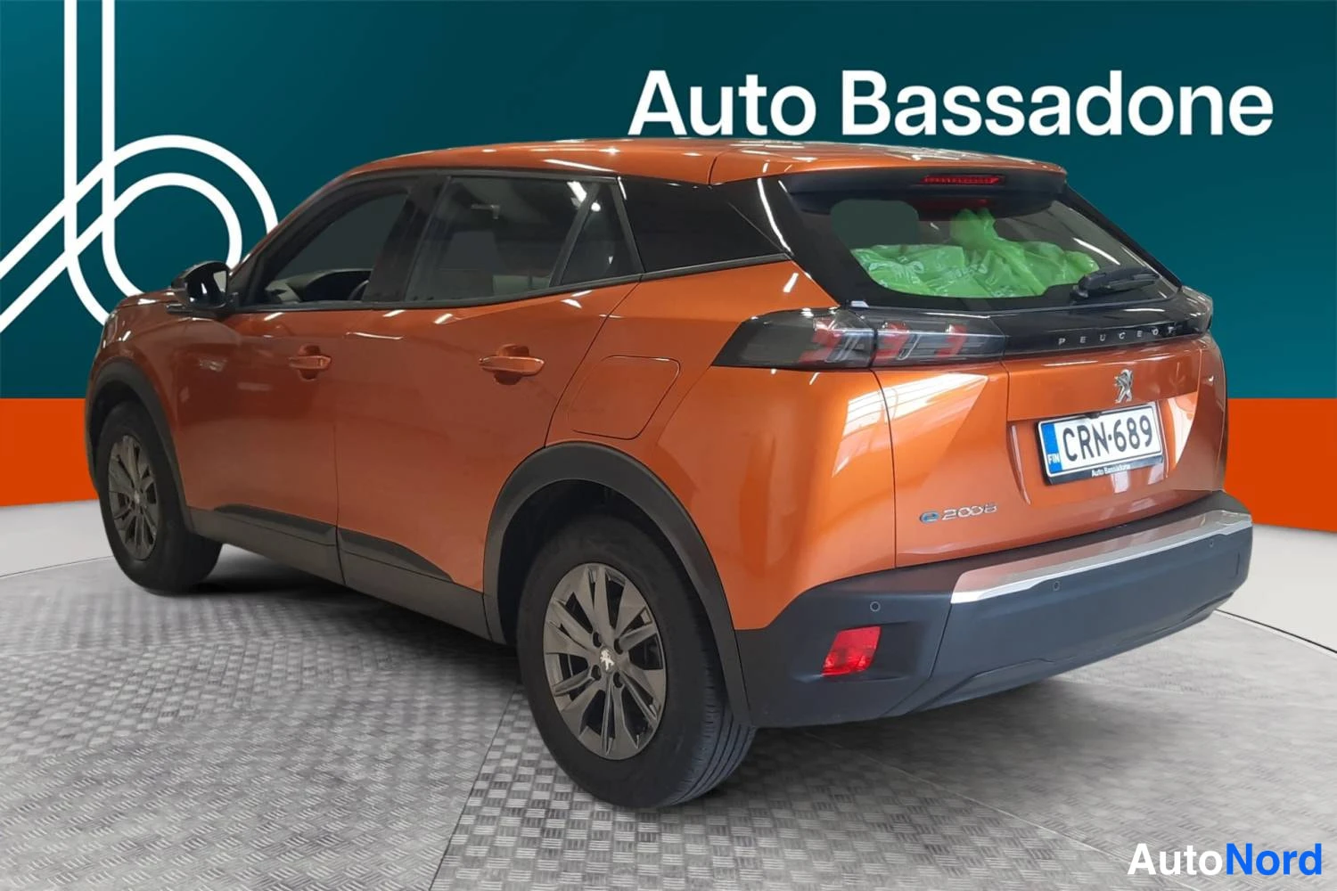 Oranssi Peugeot E-2008 2023, takaviisto, kuva 6